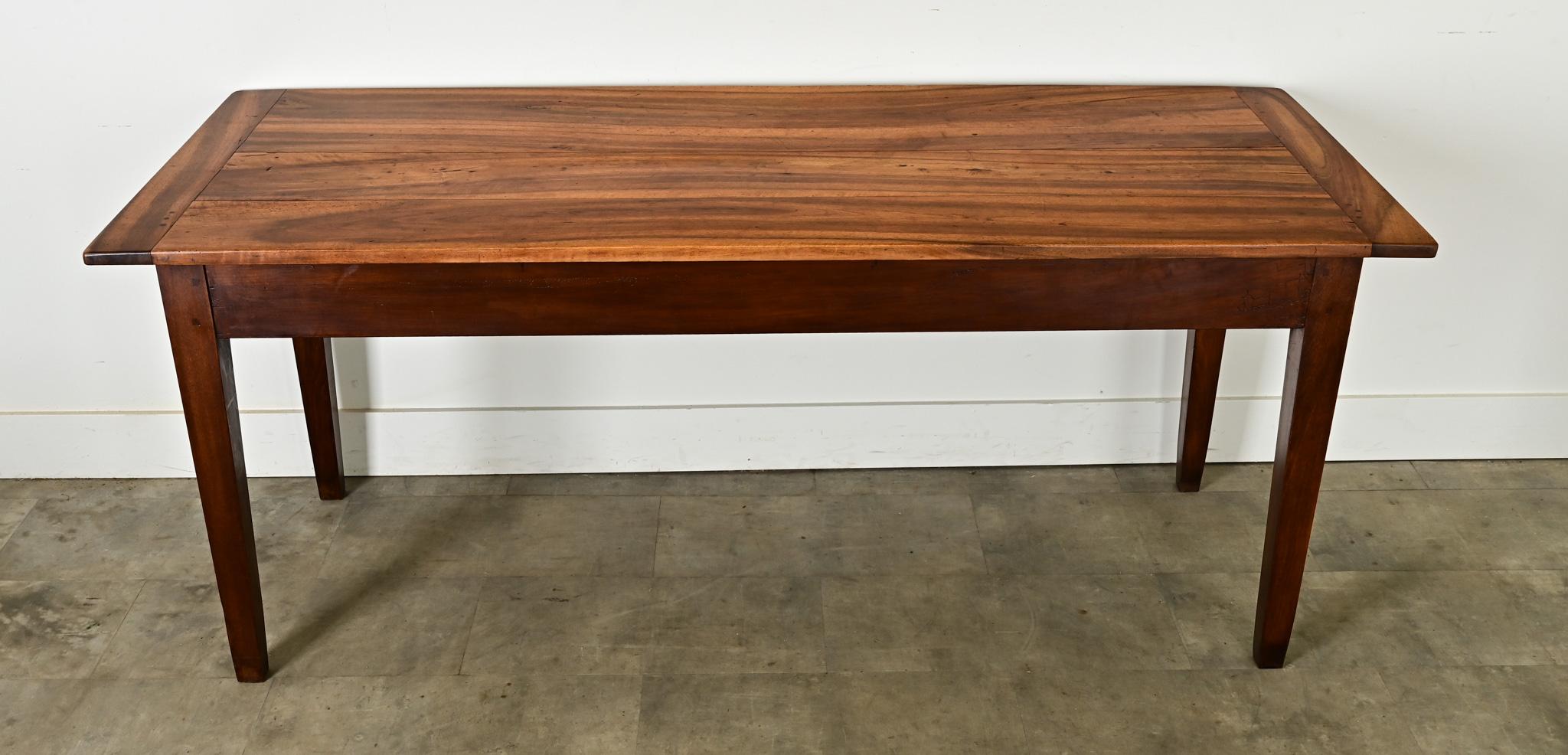 Rustique Table de salle à manger française du 19ème siècle en vente