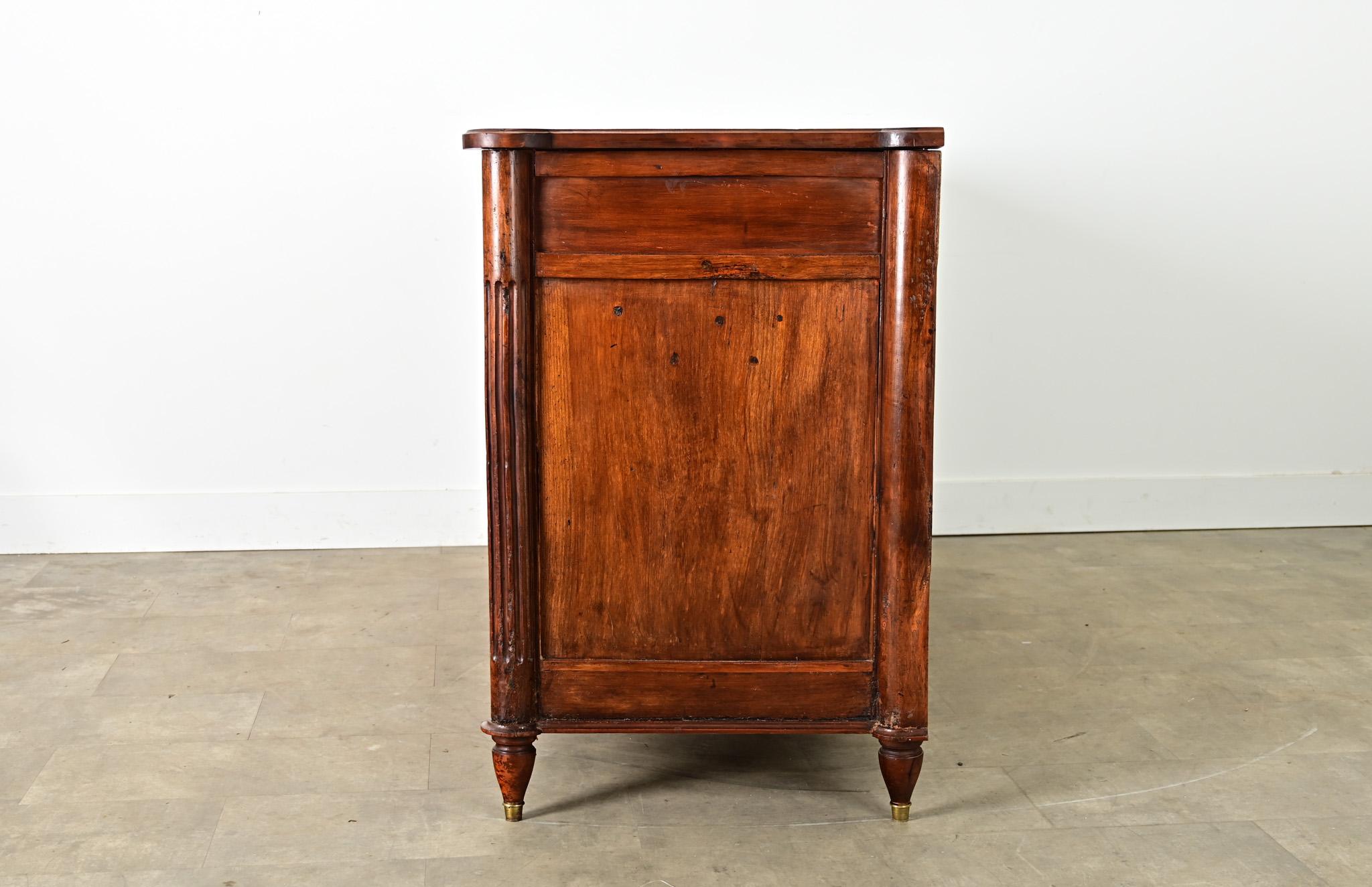Enfilade francese in noce massiccio del XIX secolo in vendita 7
