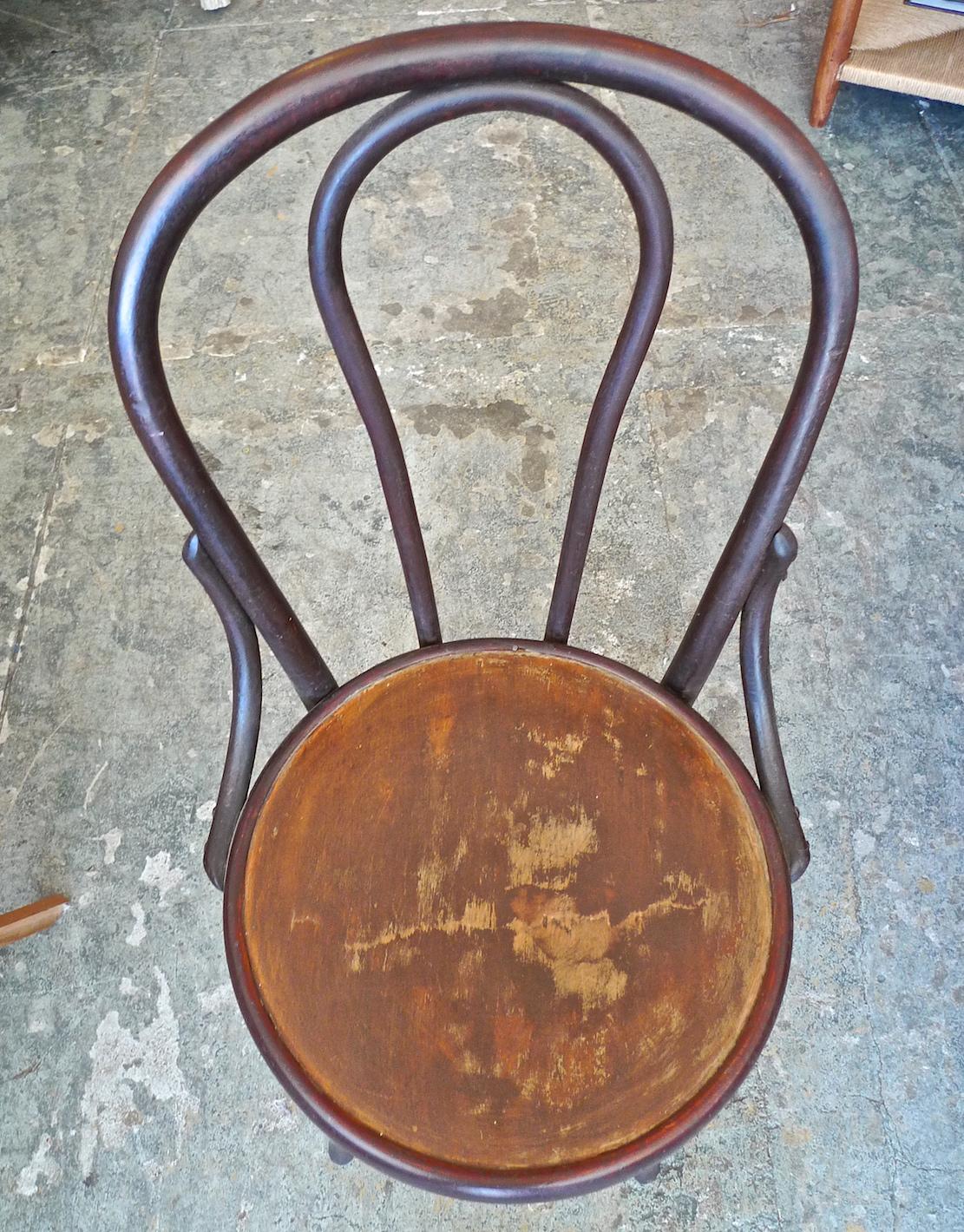 French 19th Century Stained Bentwood Side Chair In Distressed Condition For Sale In Santa Monica, CA