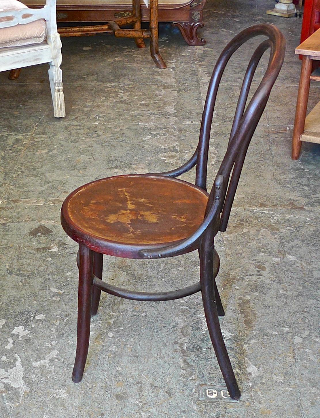 Beistellstuhl aus gebeiztem Bugholz aus dem 19. Jahrhundert (Französisch) im Angebot