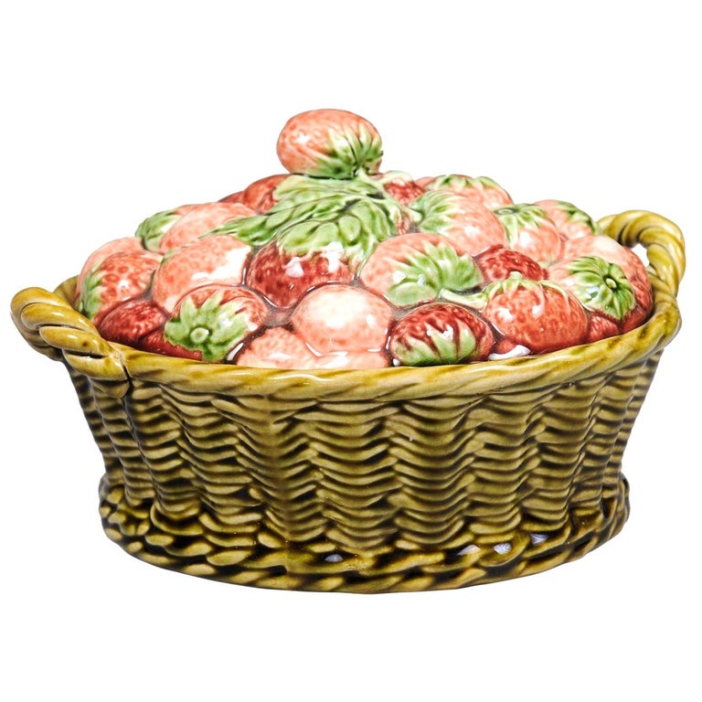 French 19th Century Strawberry and Wicker Basket Pottery Dish with Lid For Sale