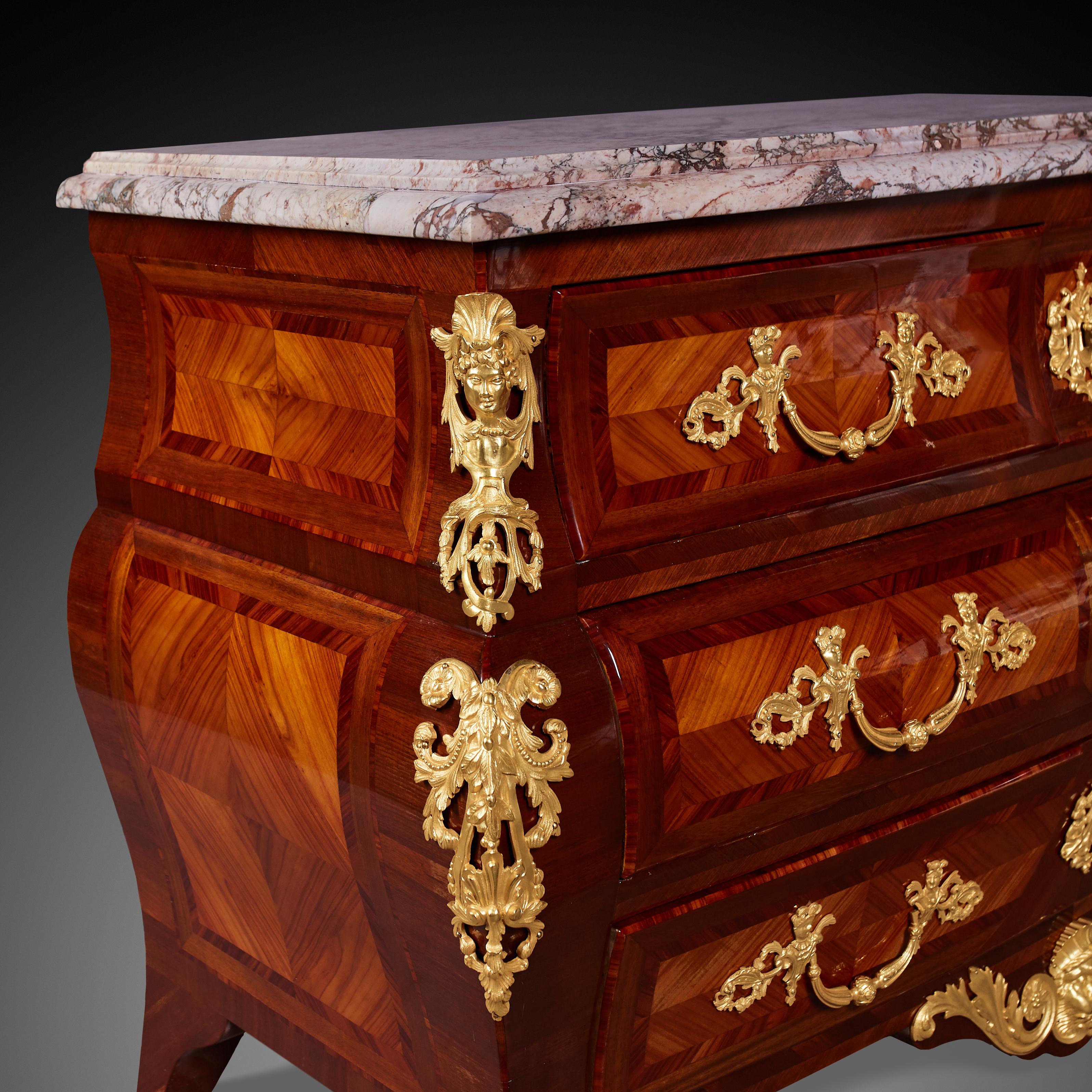 French 19th Century, Styl Louis XVI Commode For Sale 5