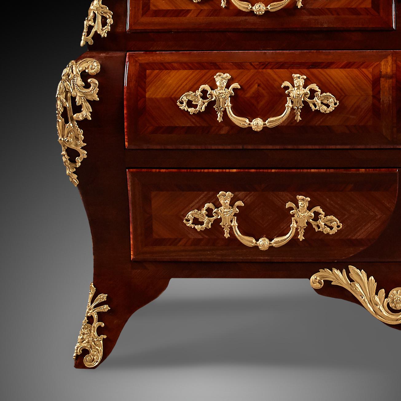 French 19th Century, Styl Louis XVI Commode For Sale 6