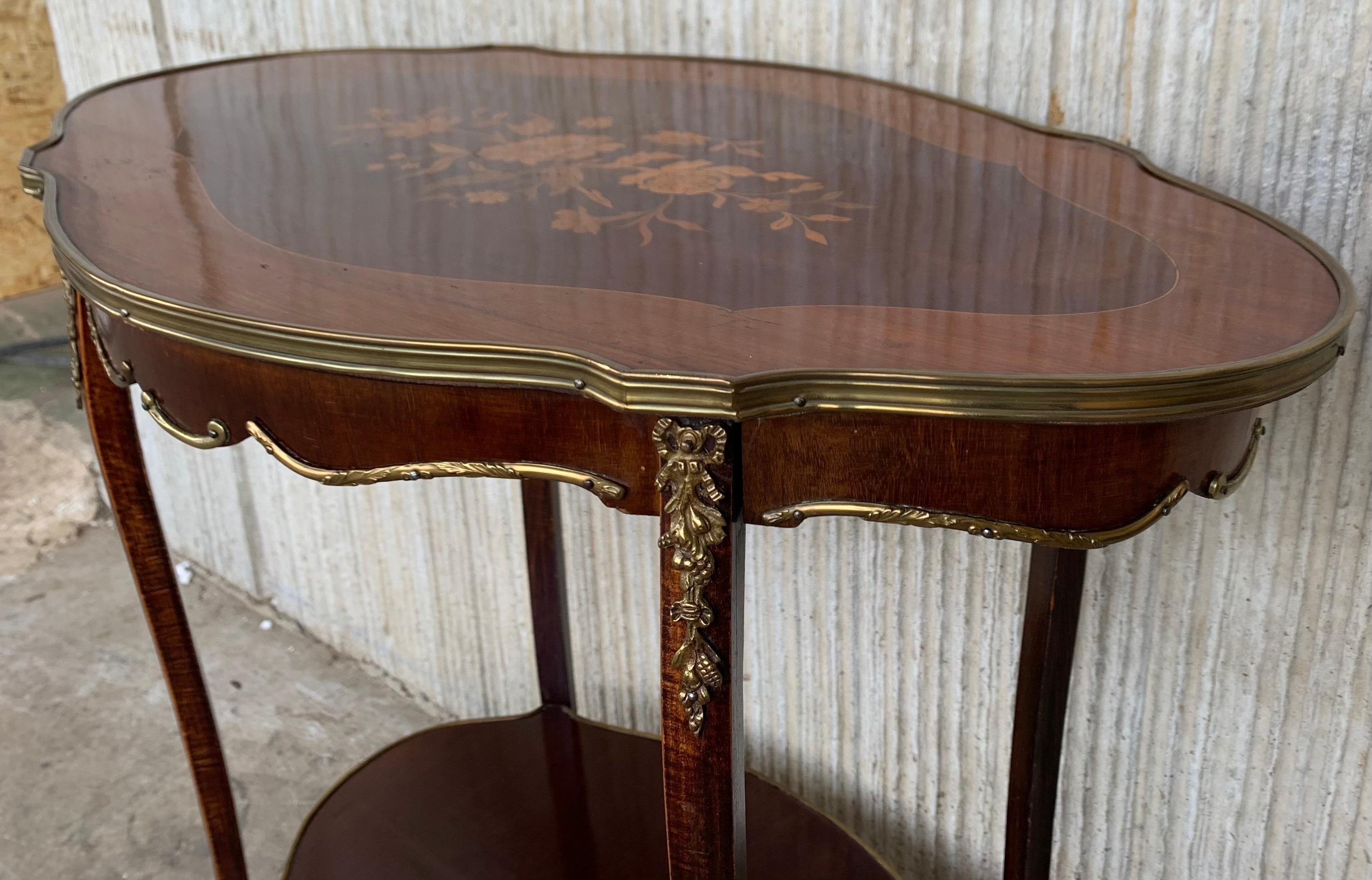 French 19th Century Table Louis XV Style with Floral Marquetry and Gilt Bronze For Sale 4