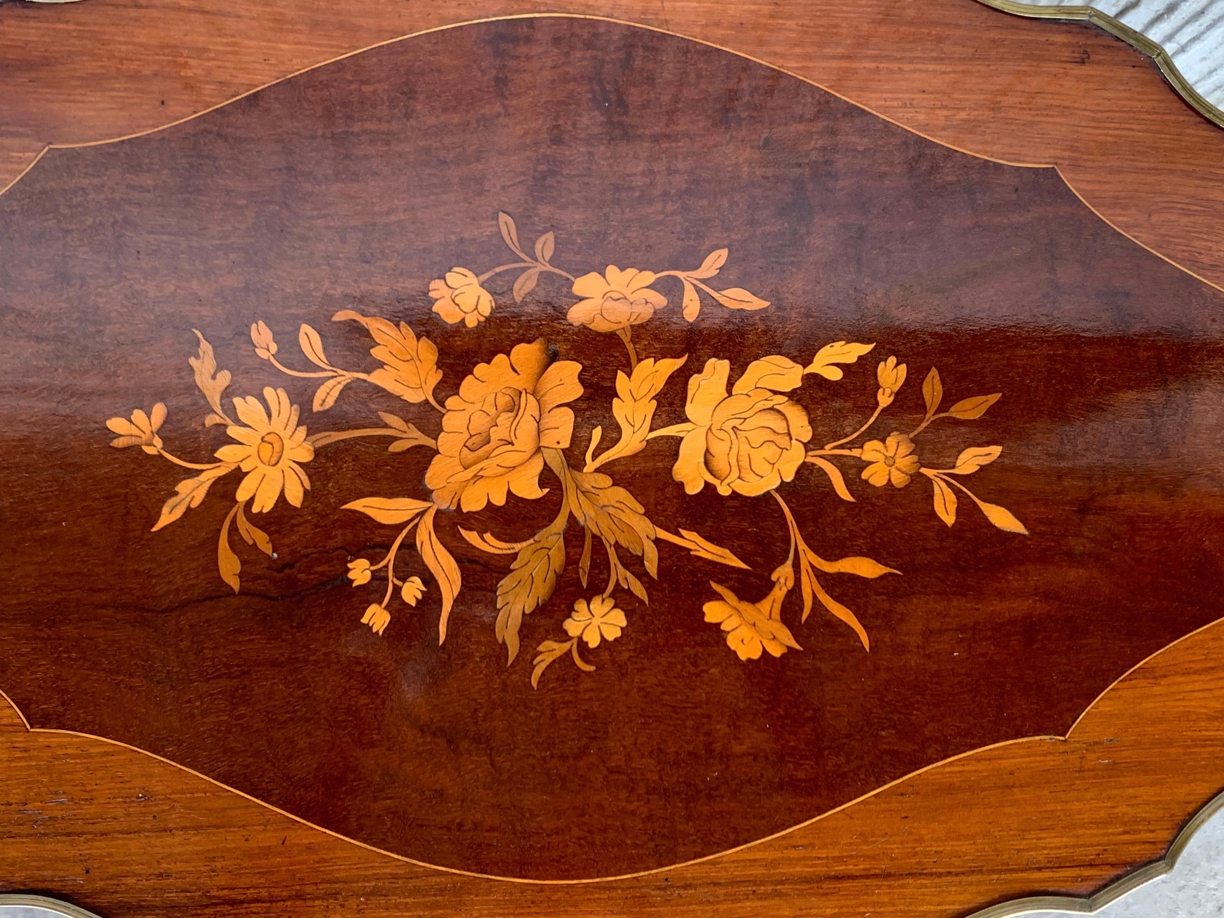 French 19th Century Table Louis XV Style with Floral Marquetry and Gilt Bronze For Sale 6