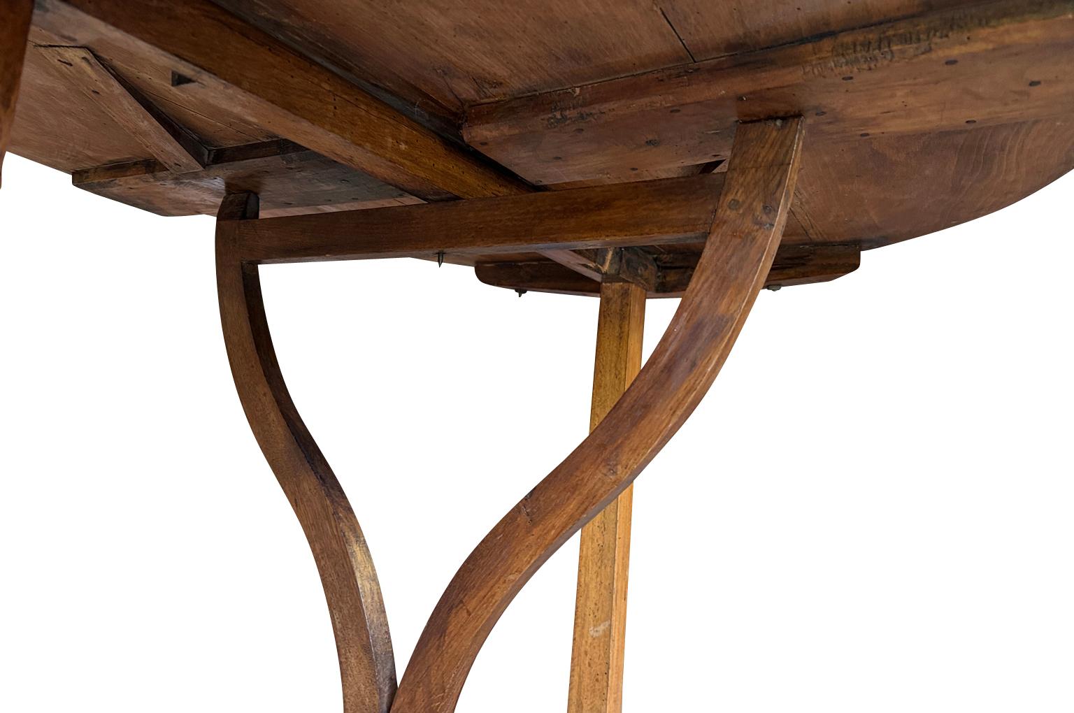 French 19th Century Table Vigneron - Wine Tasting Table im Angebot 2