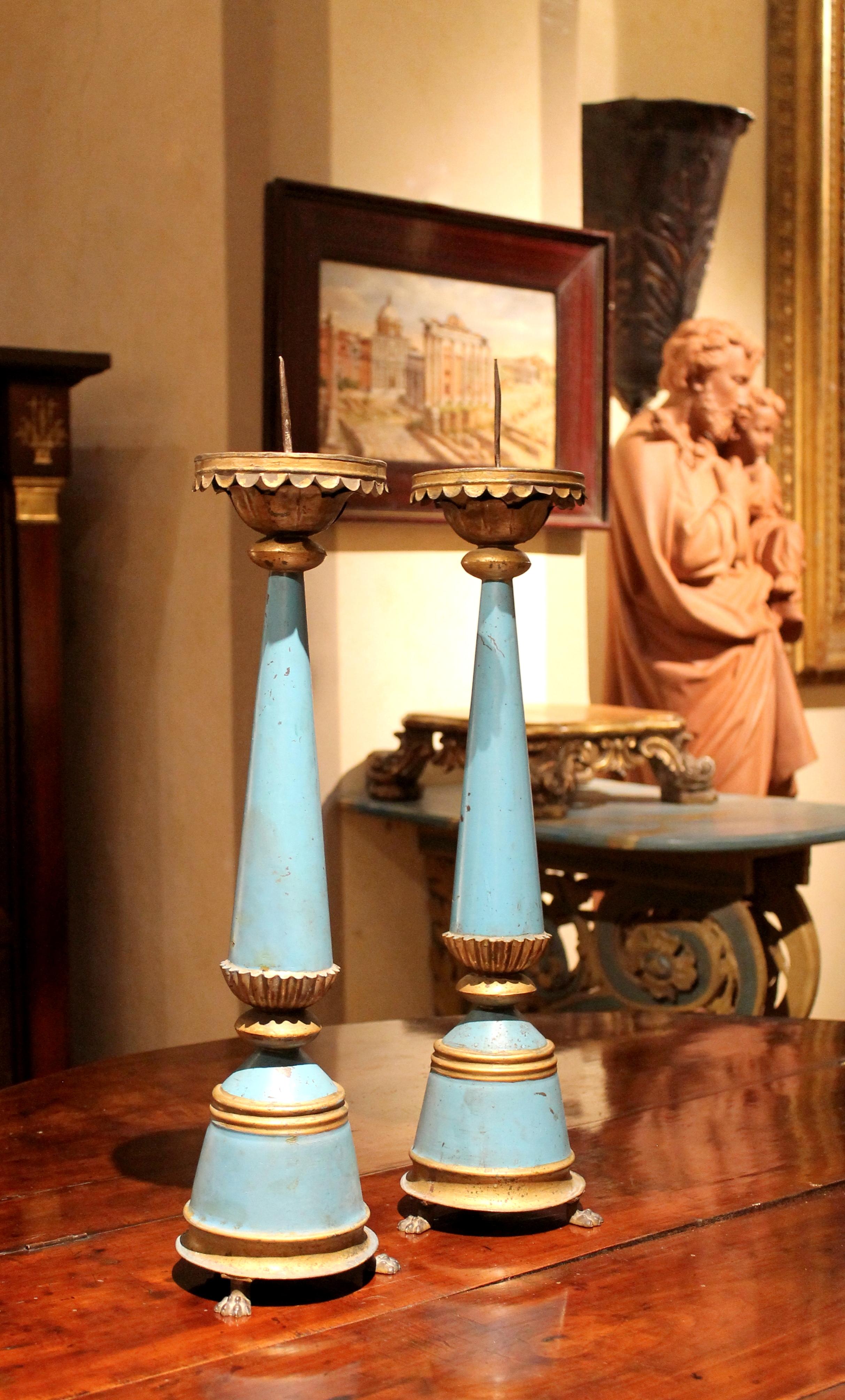 French 19th Century Tall Blue Painted Tole and Parcel Gilt Pricket Candlesticks For Sale 2