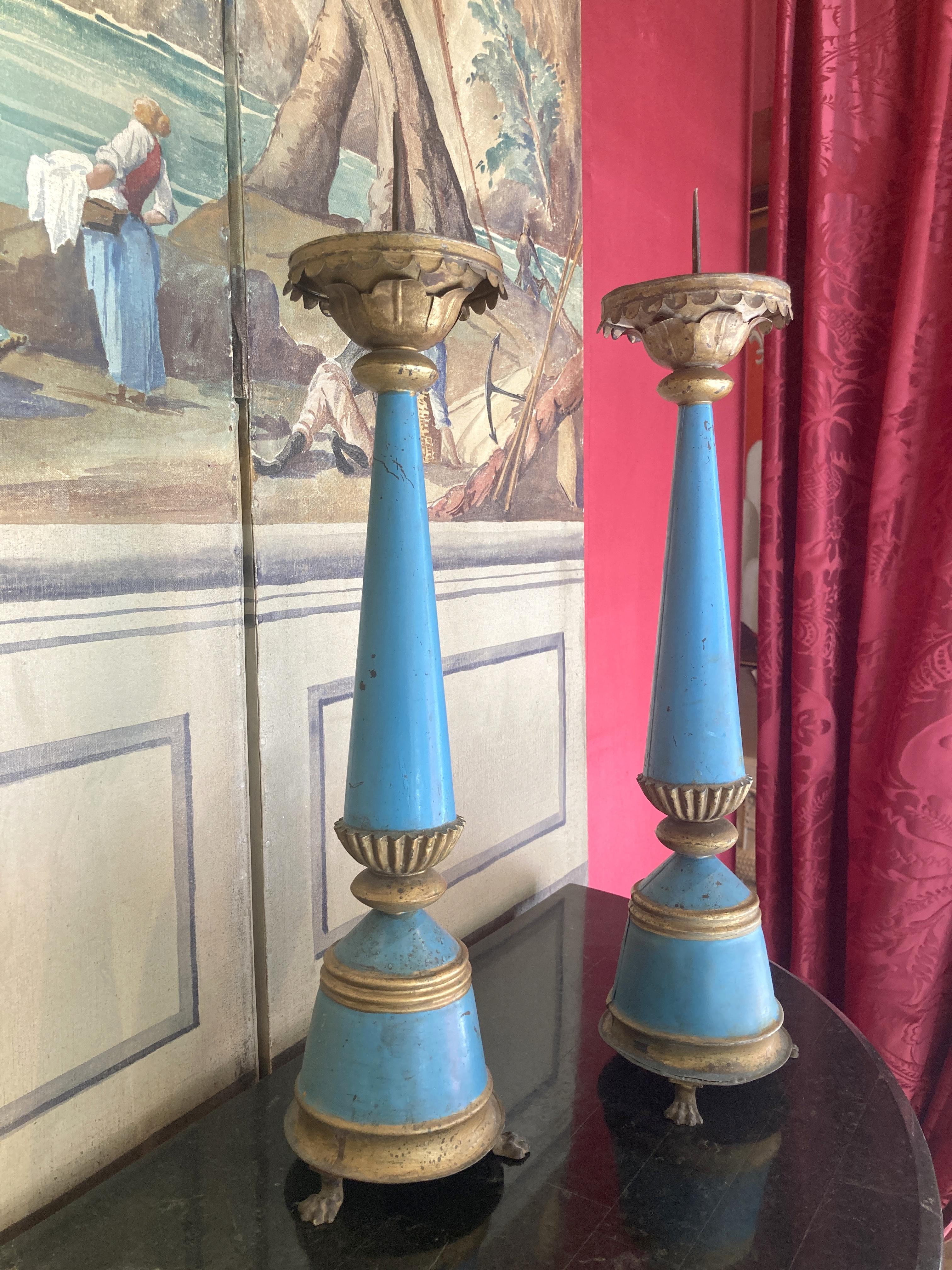 French 19th Century Tall Blue Painted Tole and Parcel Gilt Pricket Candlesticks For Sale 4
