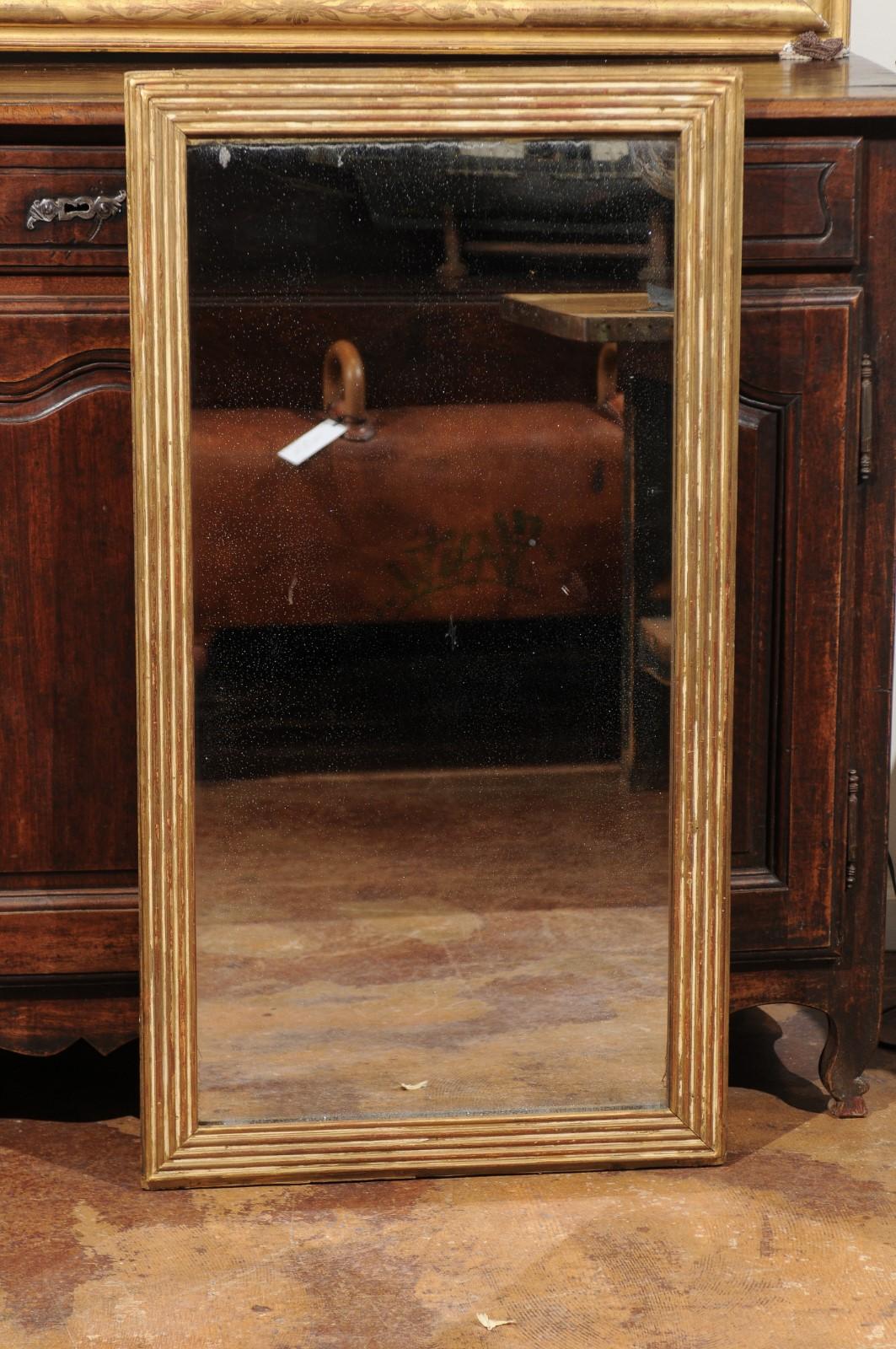French 19th Century Tall Giltwood Rectangular Mirror with Reeded Motifs In Good Condition In Atlanta, GA