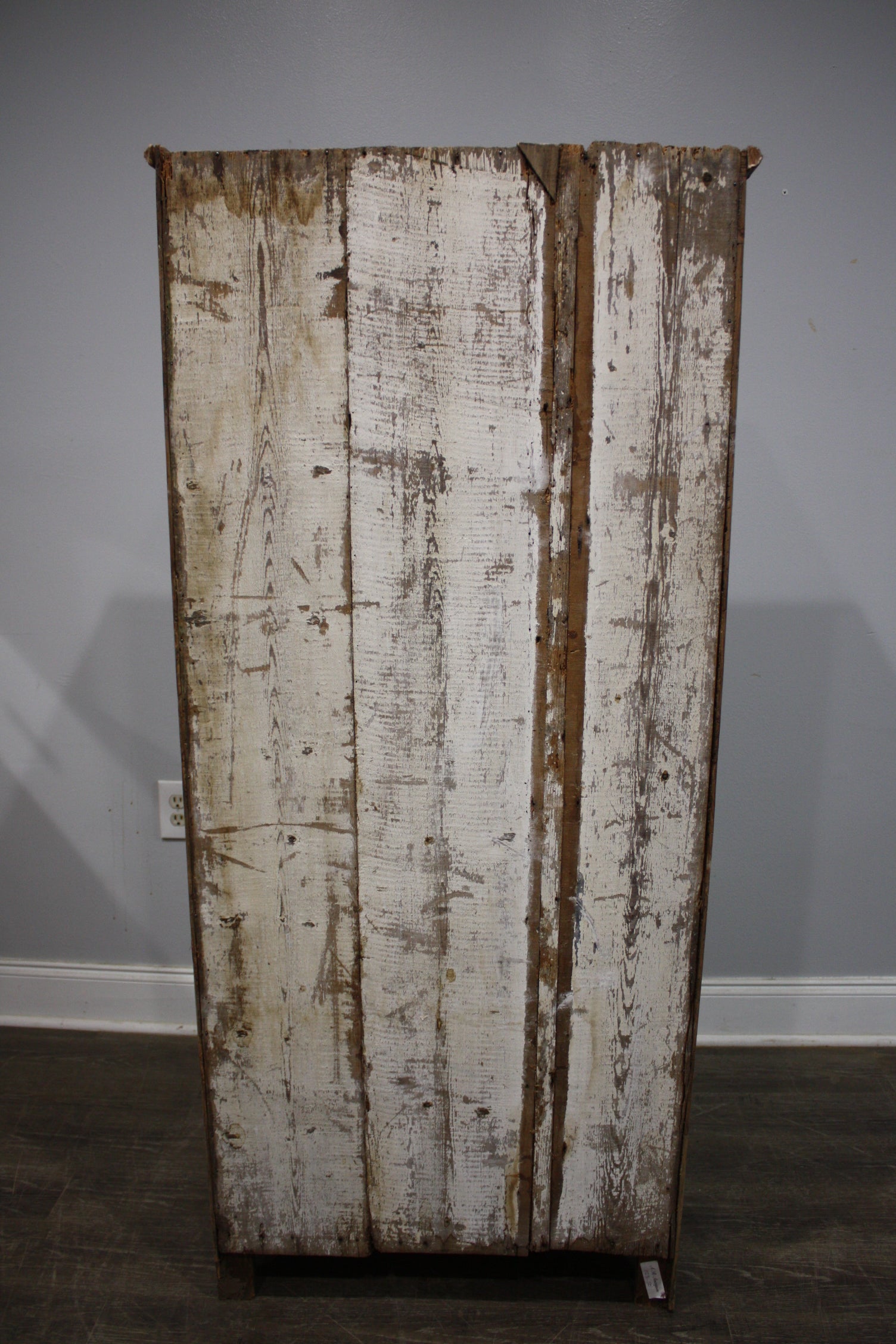French 19th Century Tall Painted Cabinet For Sale 4