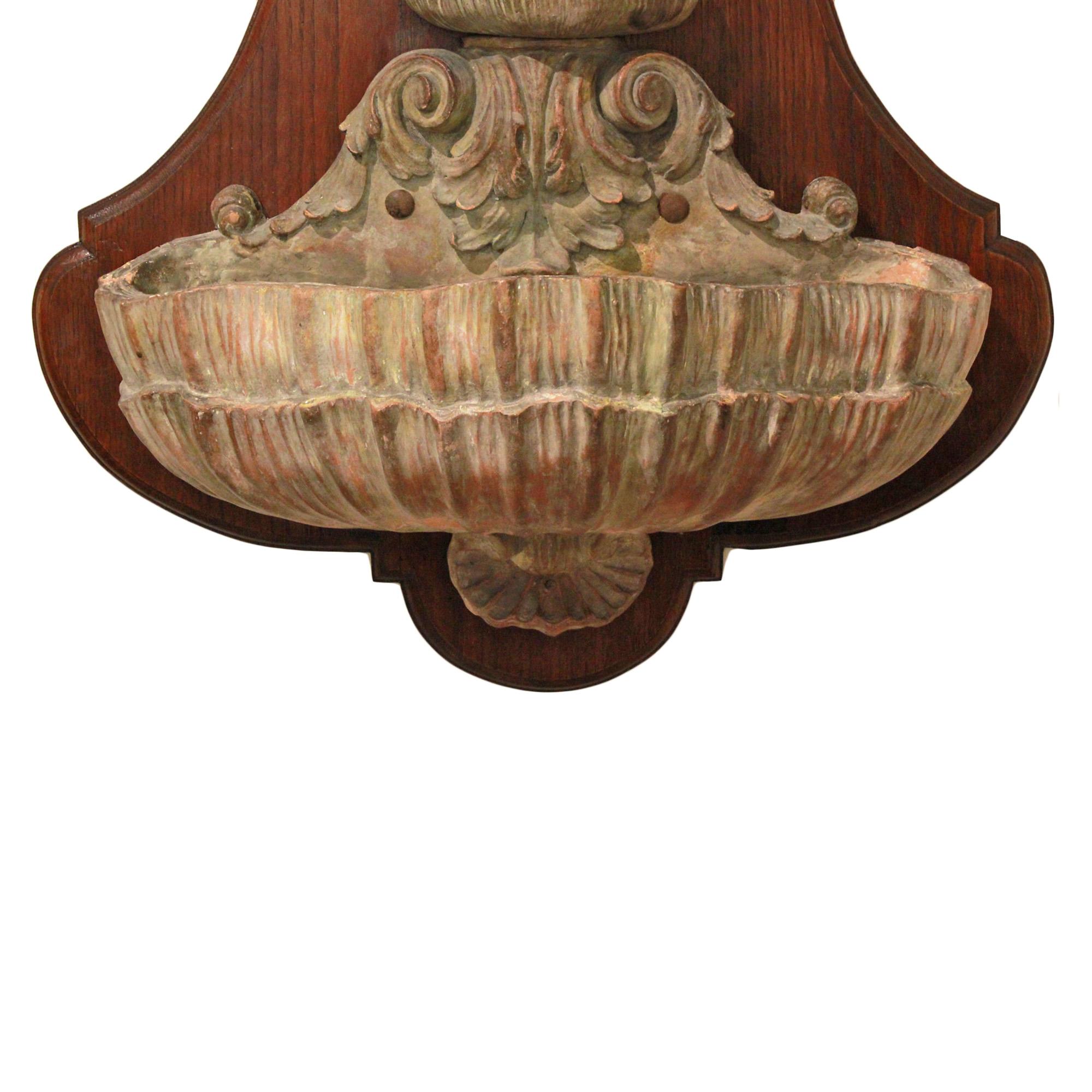 French 19th Century Terra Cotta Wash Basin In Good Condition For Sale In West Palm Beach, FL