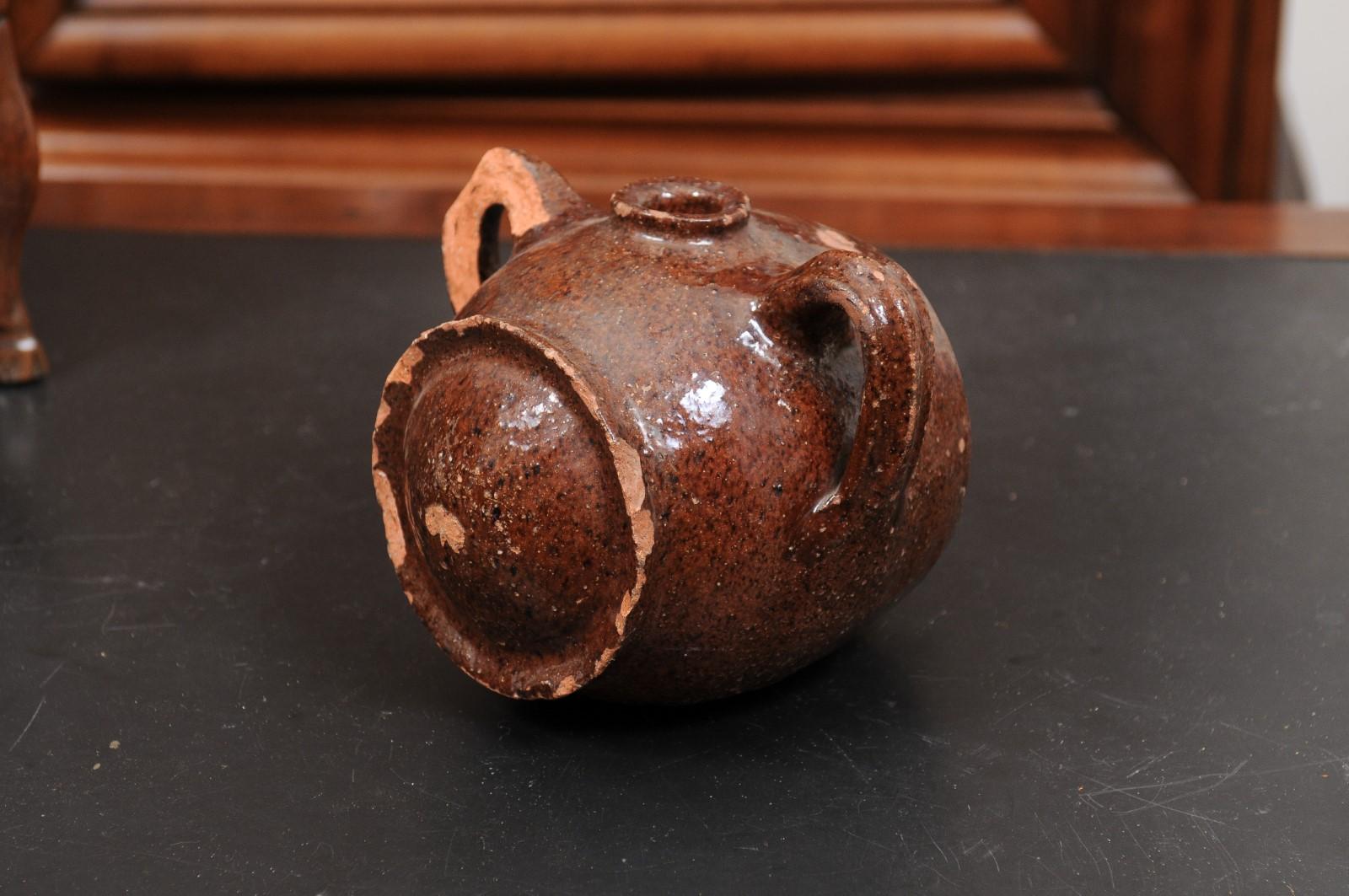 French 19th Century Terracotta Vinegar Pot with Chocolate Glaze and Great Patina For Sale 1
