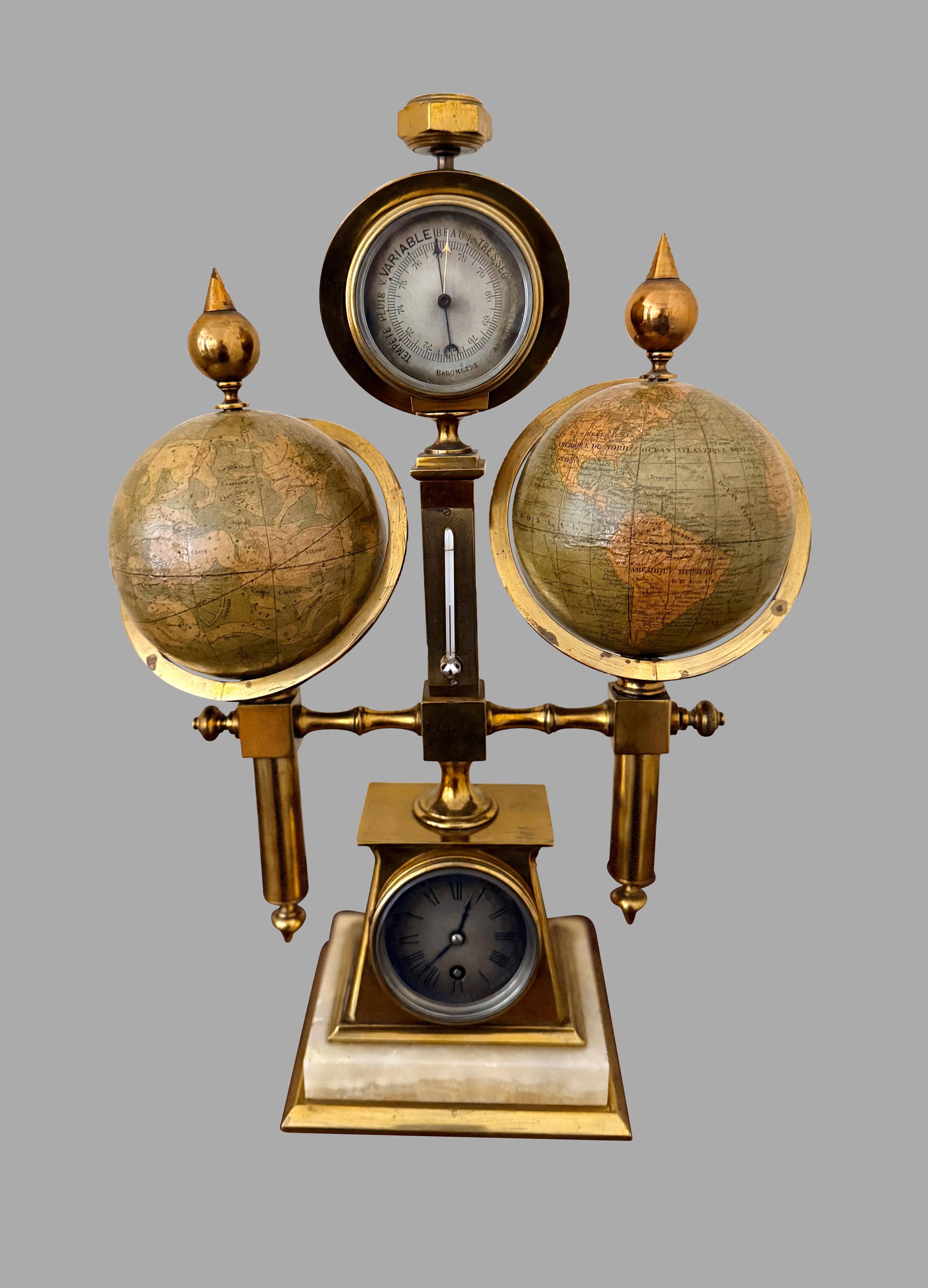 Ein wunderschönes französisches Kompendium aus Messing und Onyx mit Himmels- und Erdgloben von etwa 3,5
