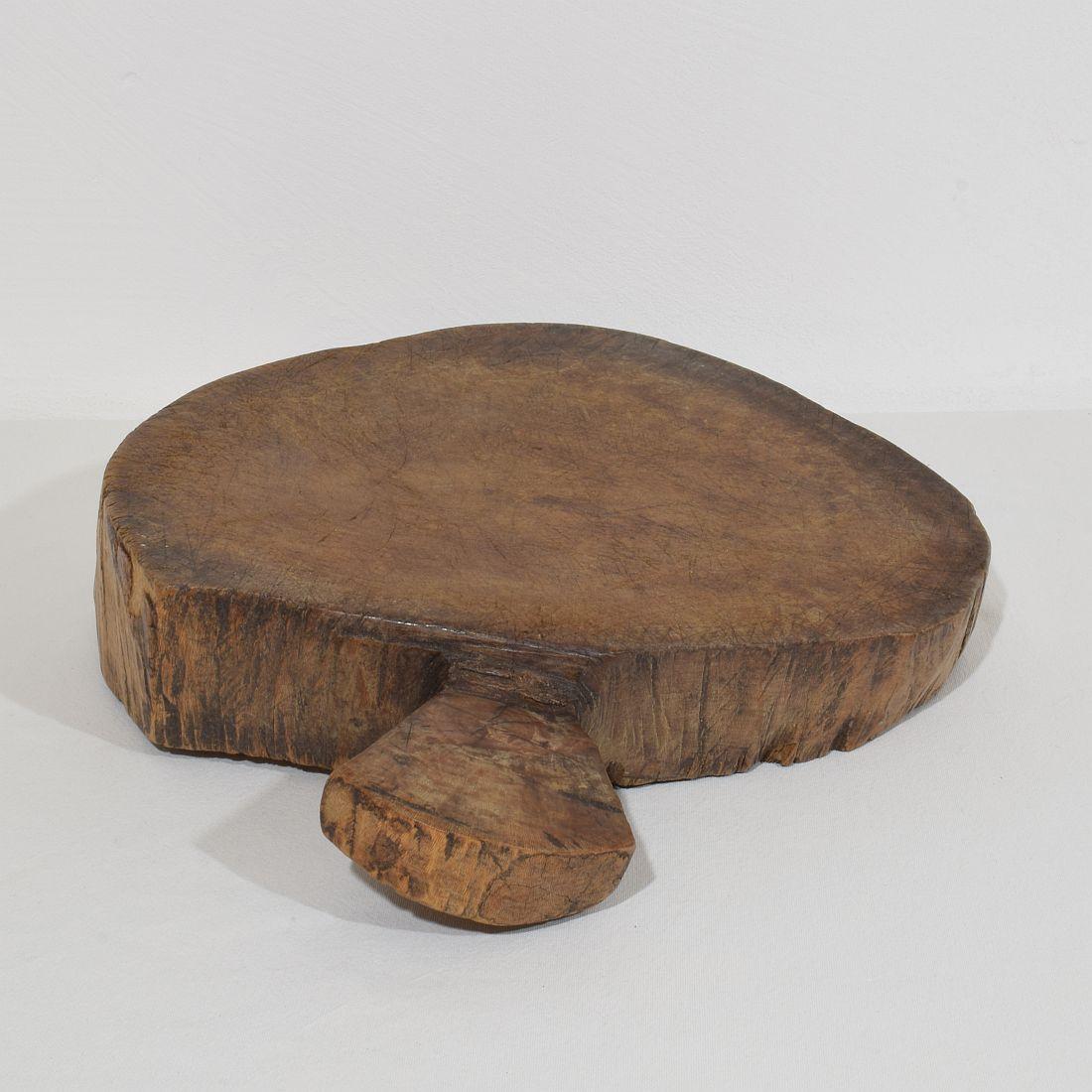 French 19th Century, Thick Wooden Chopping or Cutting Board im Angebot 3
