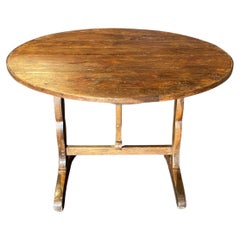 French 19th Century Tilt-Top Round Walnut Dining Wine Tasting Table
