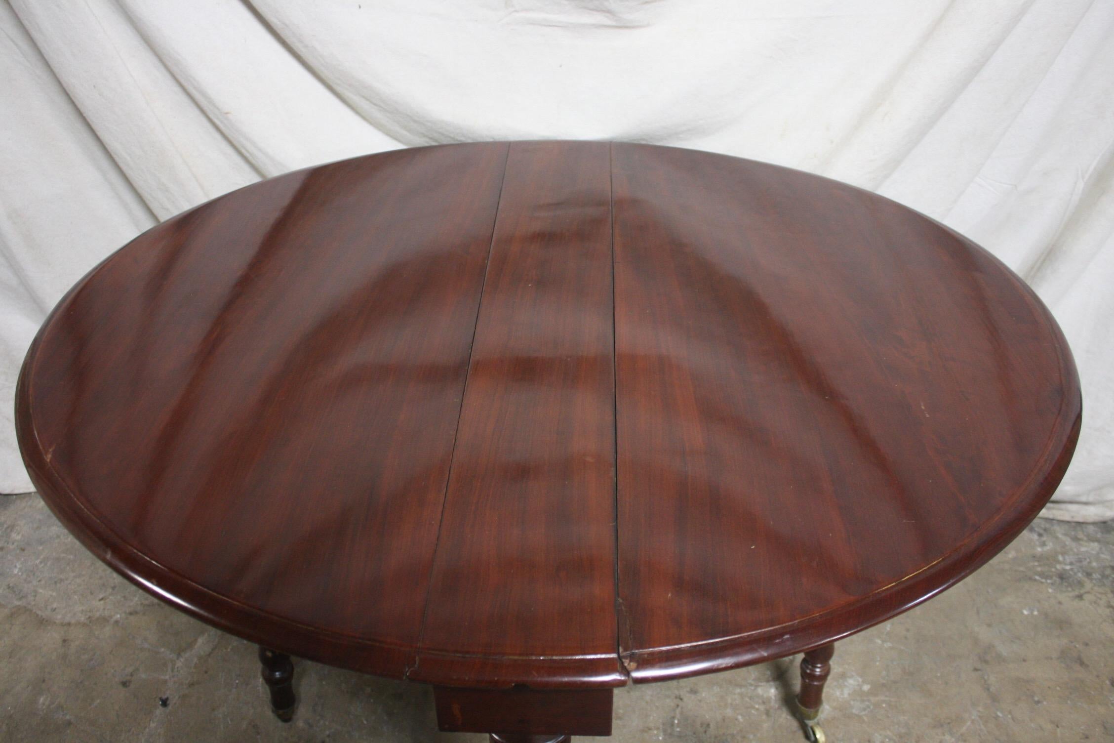 Mahogany French 19th Century Tilt-Top Table For Sale