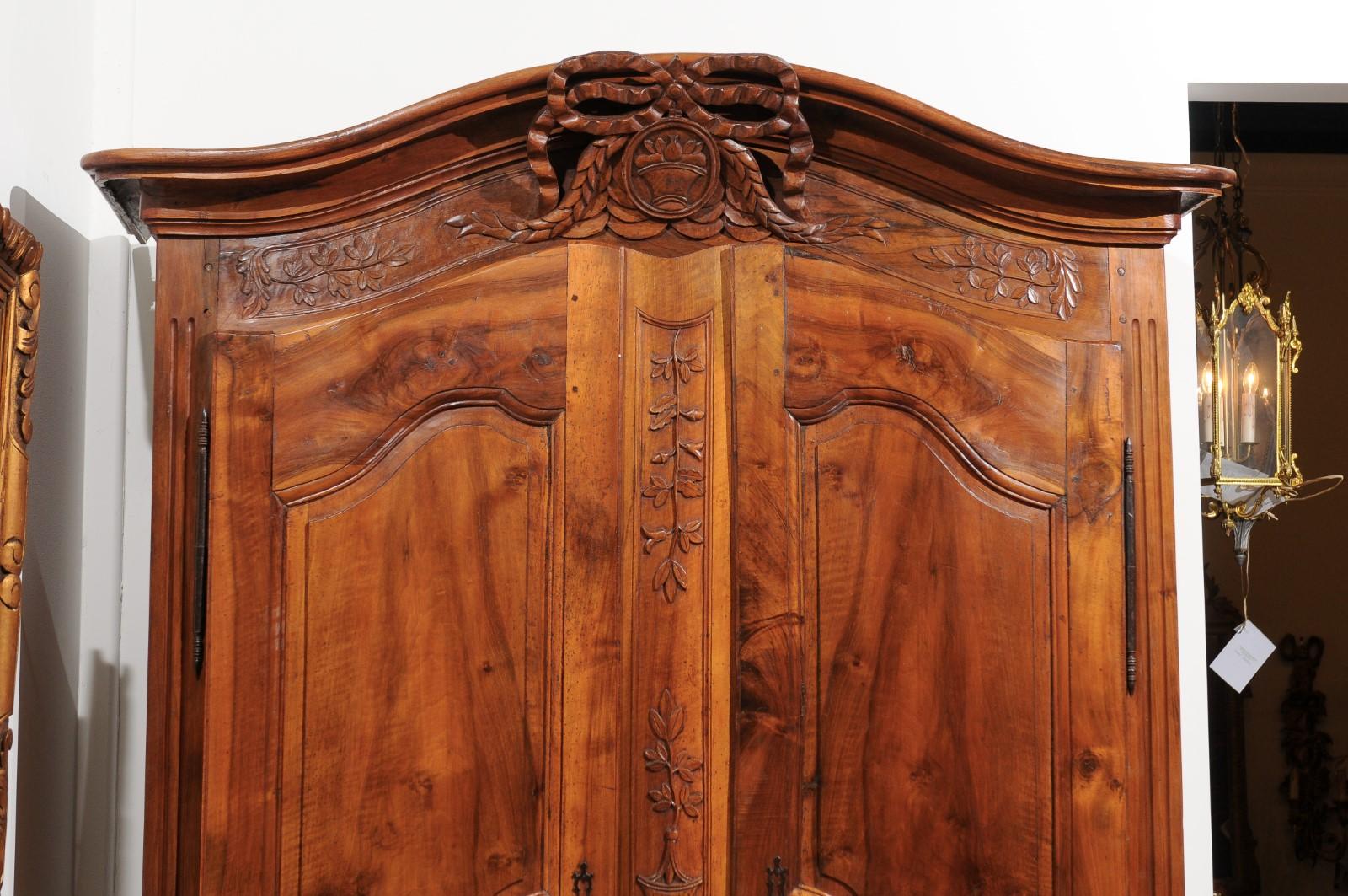 French 19th Century Transition Style Provençale Carved Wedding Armoire In Good Condition In Atlanta, GA