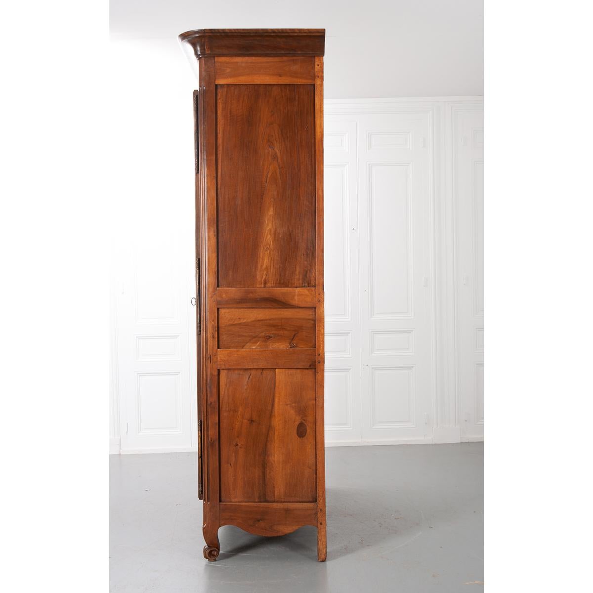 French 19th Century Transitional Armoire For Sale 1