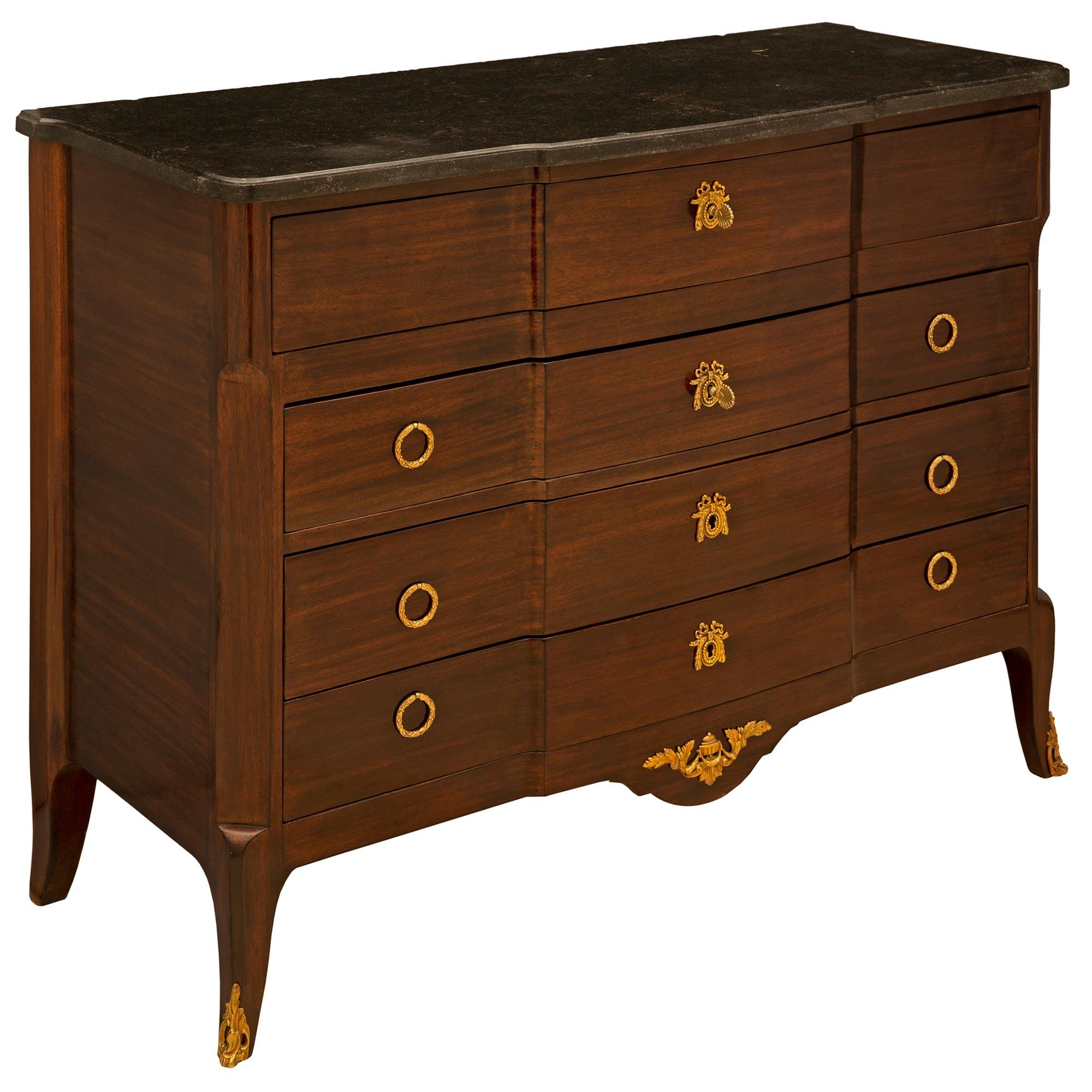 French 19th Century Transitional St. Mahogany Commode In Good Condition For Sale In West Palm Beach, FL