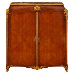 Französisch 19. Jahrhundert Transitional st. Schrank aus Tulipwood, Kingwood und Ormolu