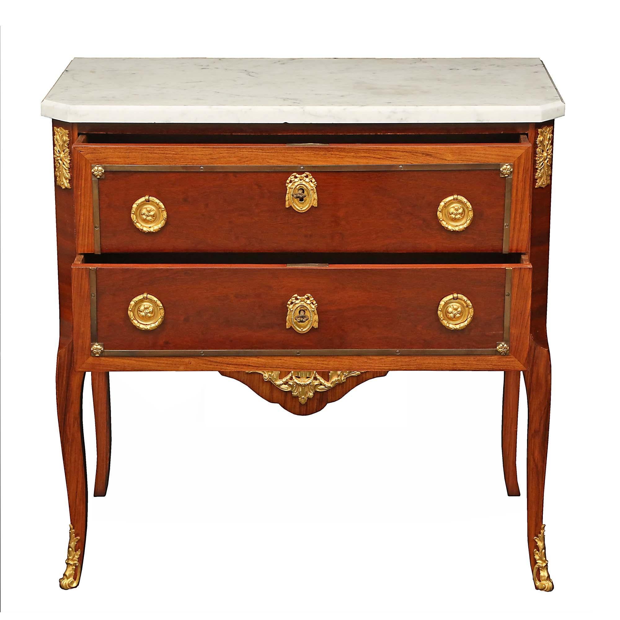 Carrara Marble French 19th Century Transitional Style Mahogany and Ormolu Commode For Sale