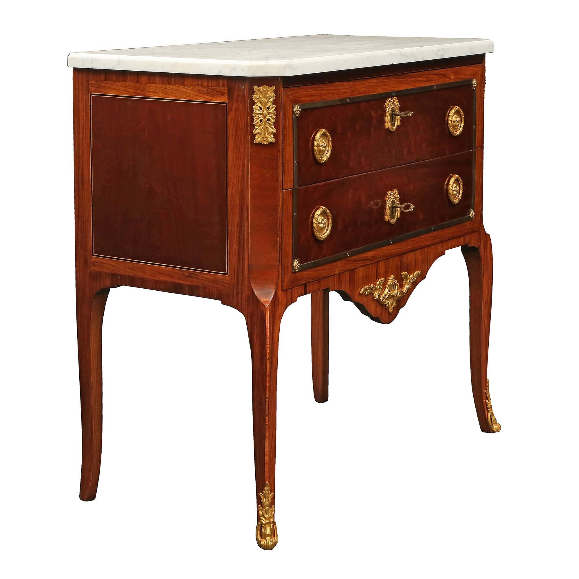 French 19th Century Transitional Style Mahogany and Ormolu Commode For Sale 1