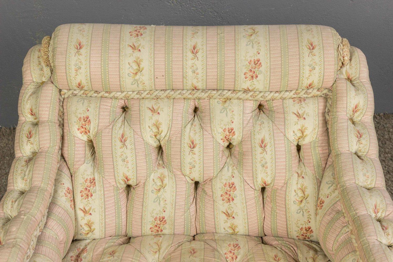 French 19th Century Tufted Armchair For Sale 6