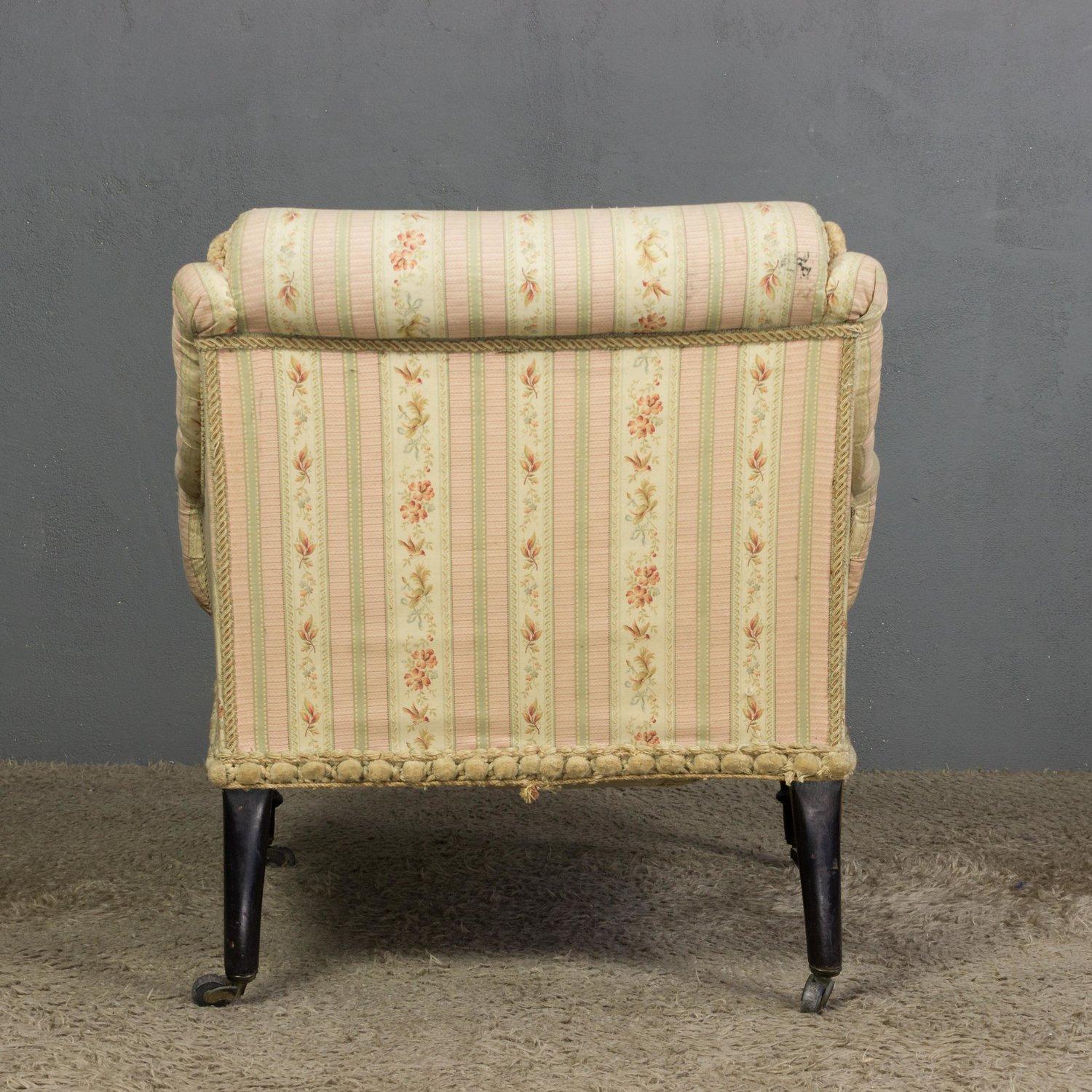 French 19th Century Tufted Armchair For Sale 5