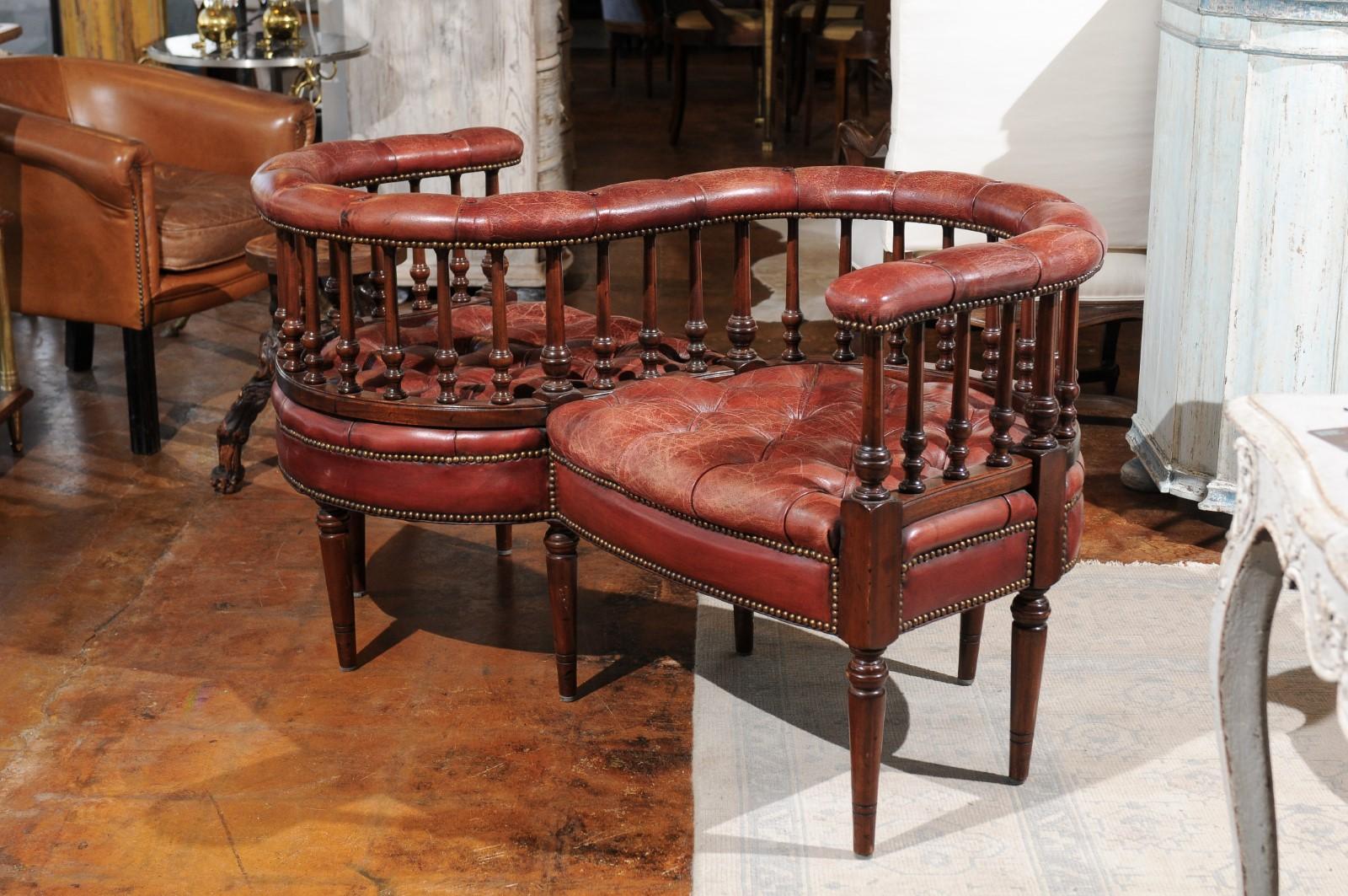 French 19th Century Tufted Leather Tête-à-Tête Conversation Bench with Nailhead 6
