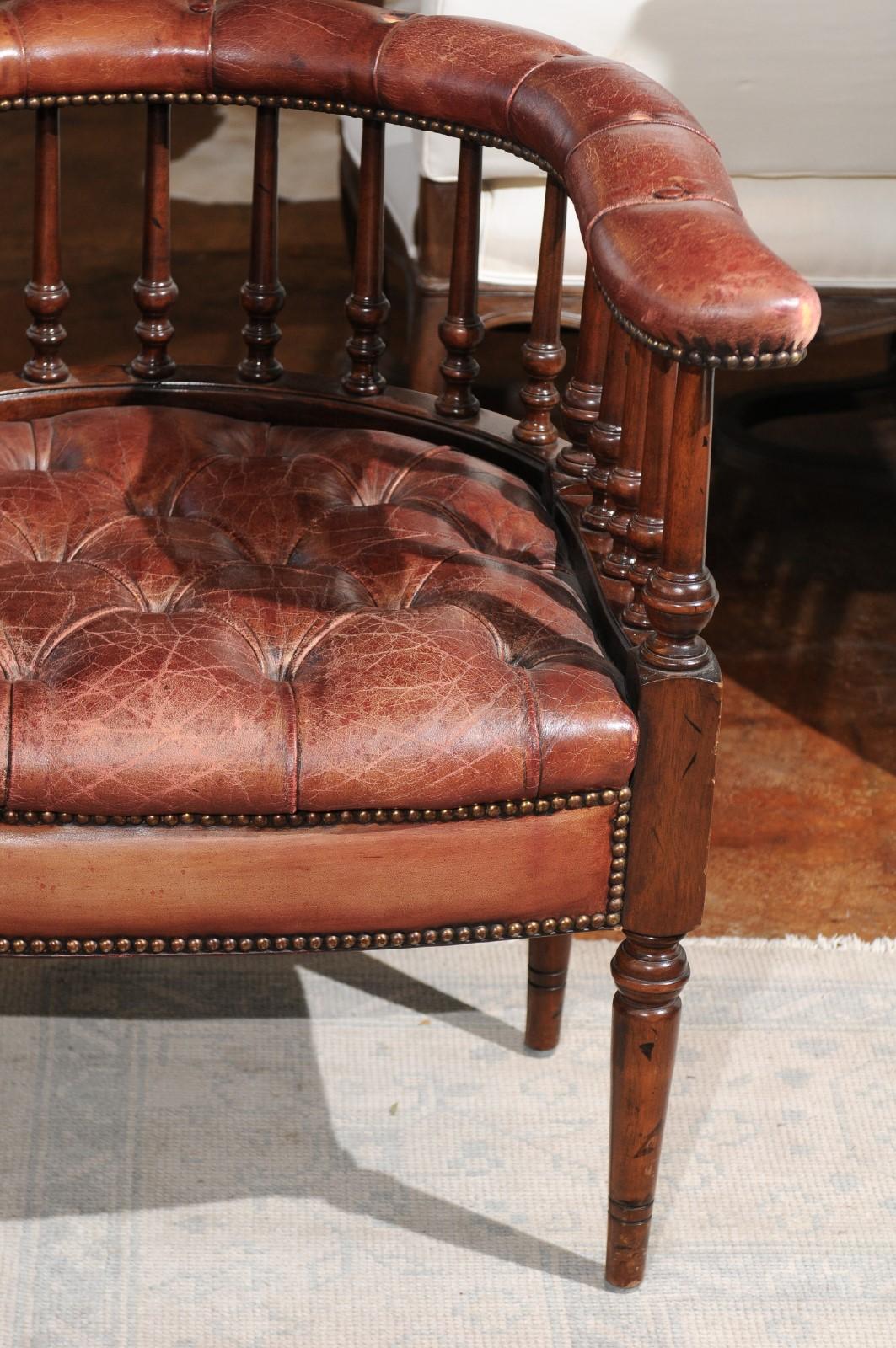 French 19th Century Tufted Leather Tête-à-Tête Conversation Bench with Nailhead 9