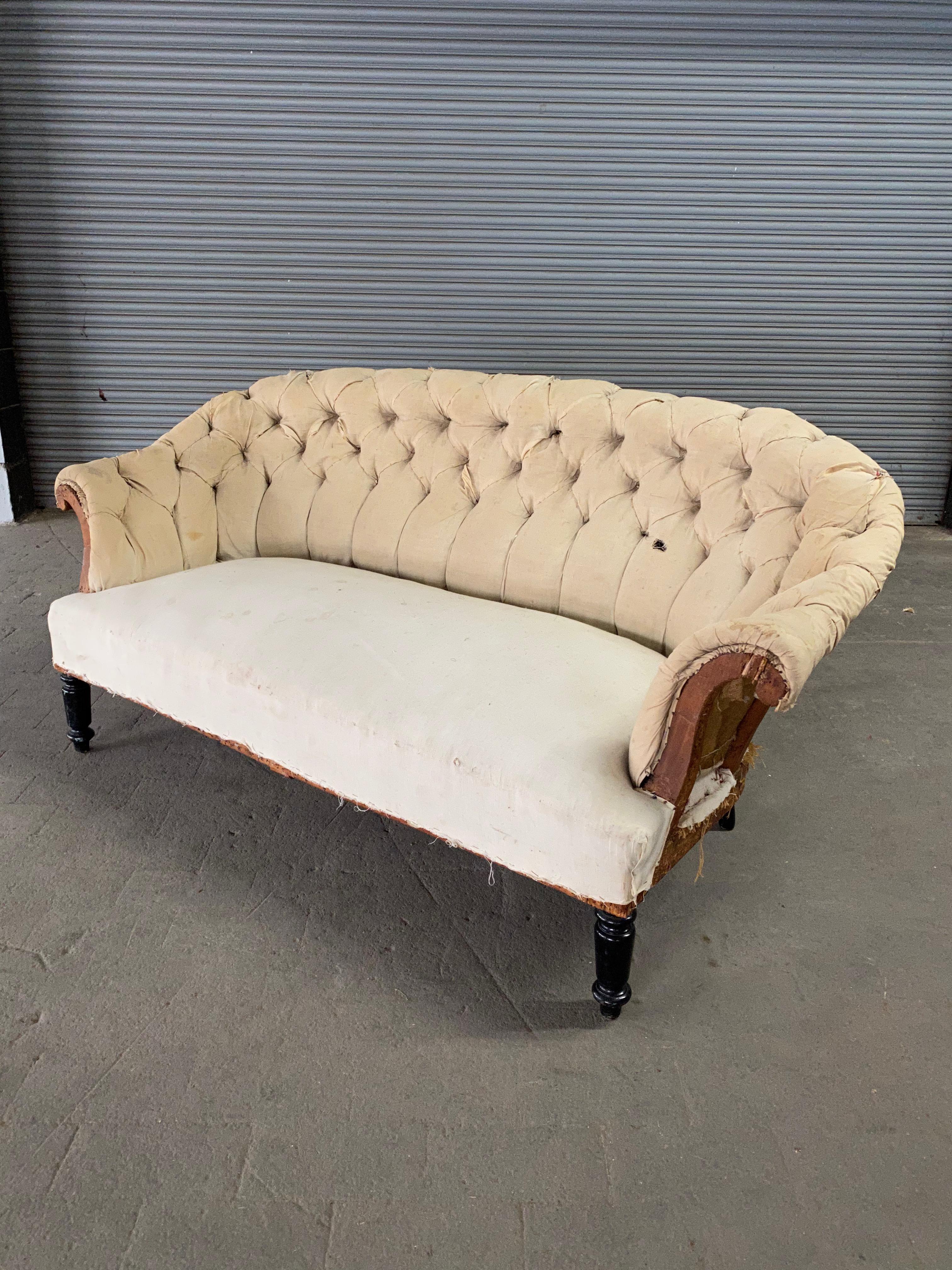 Napoleon III French 19th Century Tufted Sofa with Rolled Arms and Back