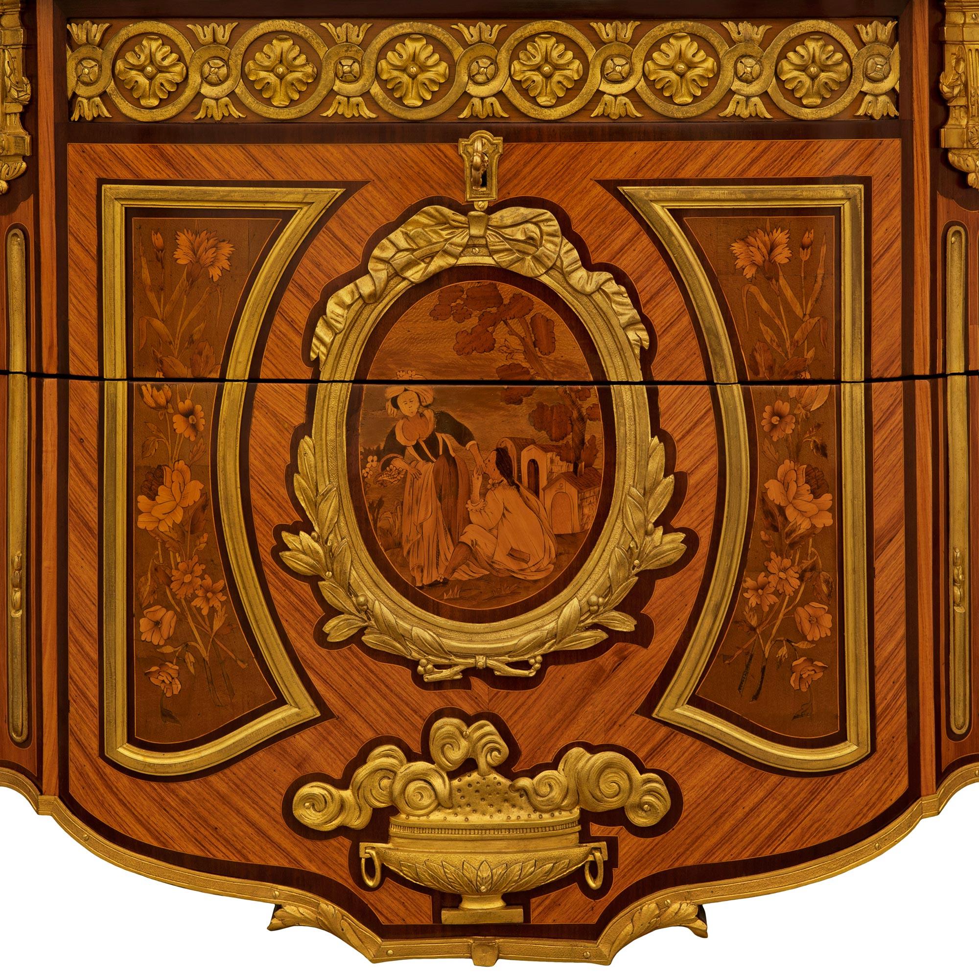 Commode francese del XIX secolo in legno di tulipano, Kingwood, Ormolu e marmo di Breche D'Alep in vendita 3