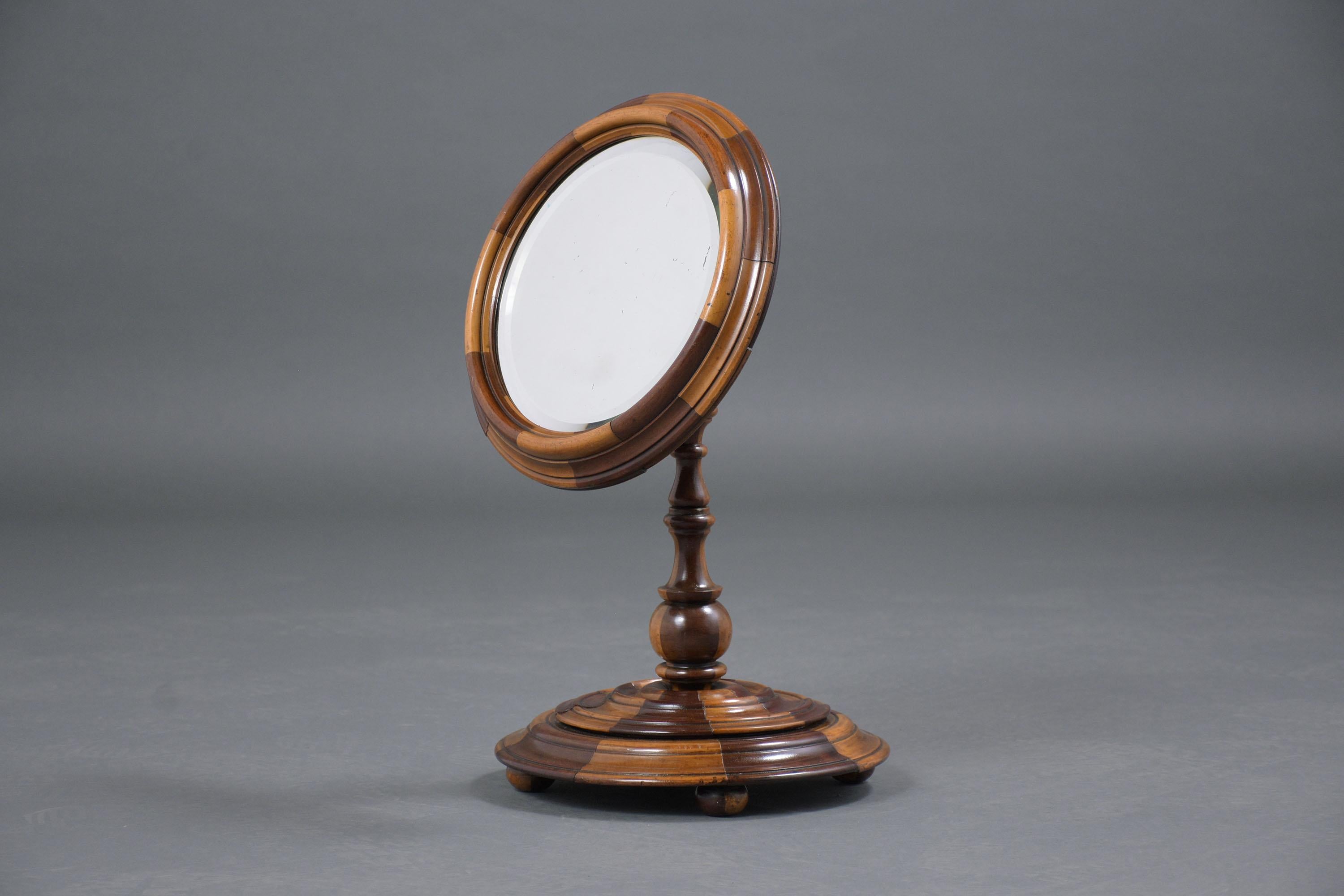 Late 19th Century Vanity Mirror In Good Condition In Los Angeles, CA