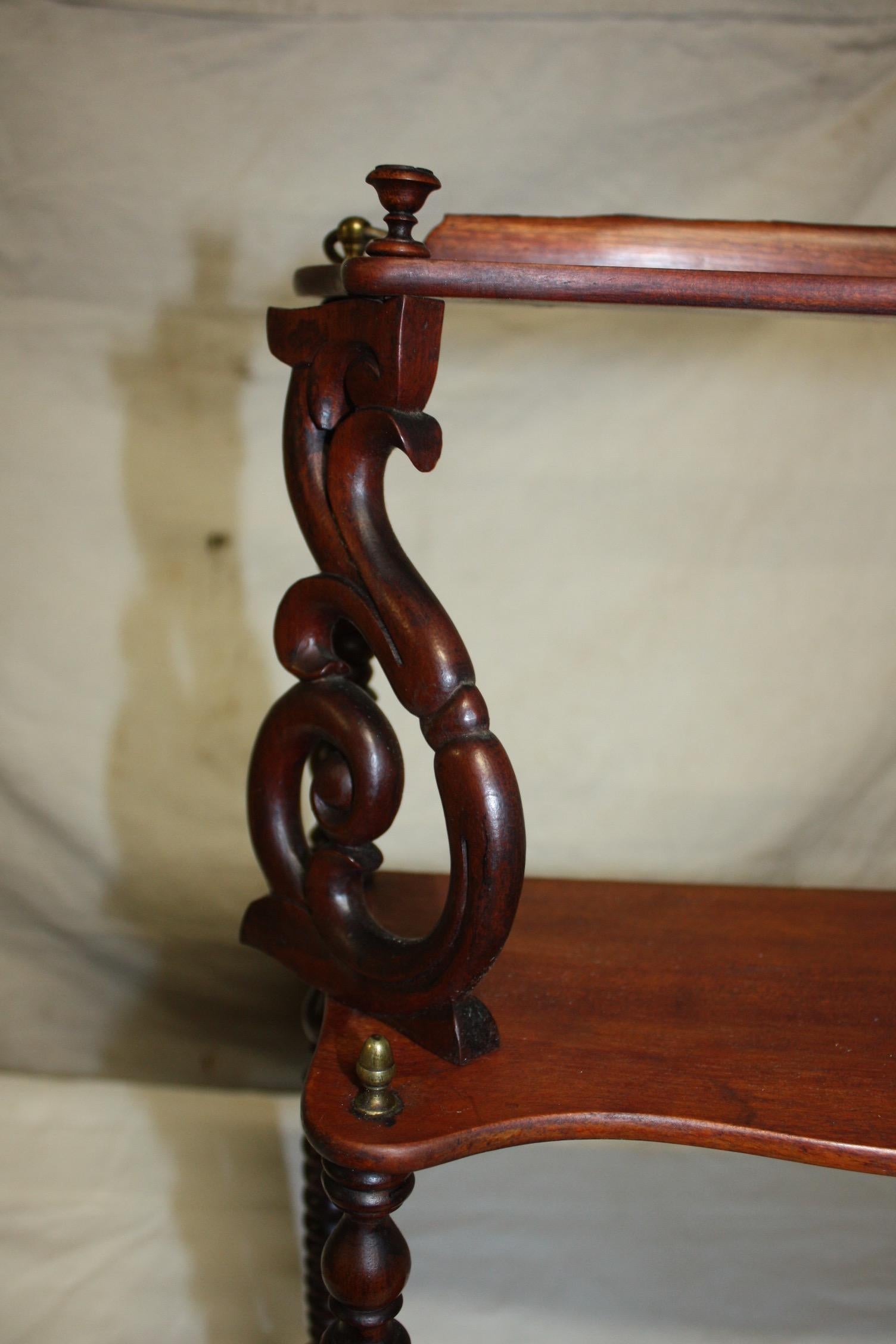 French 19th Century Wall Shelf In Good Condition For Sale In Stockbridge, GA