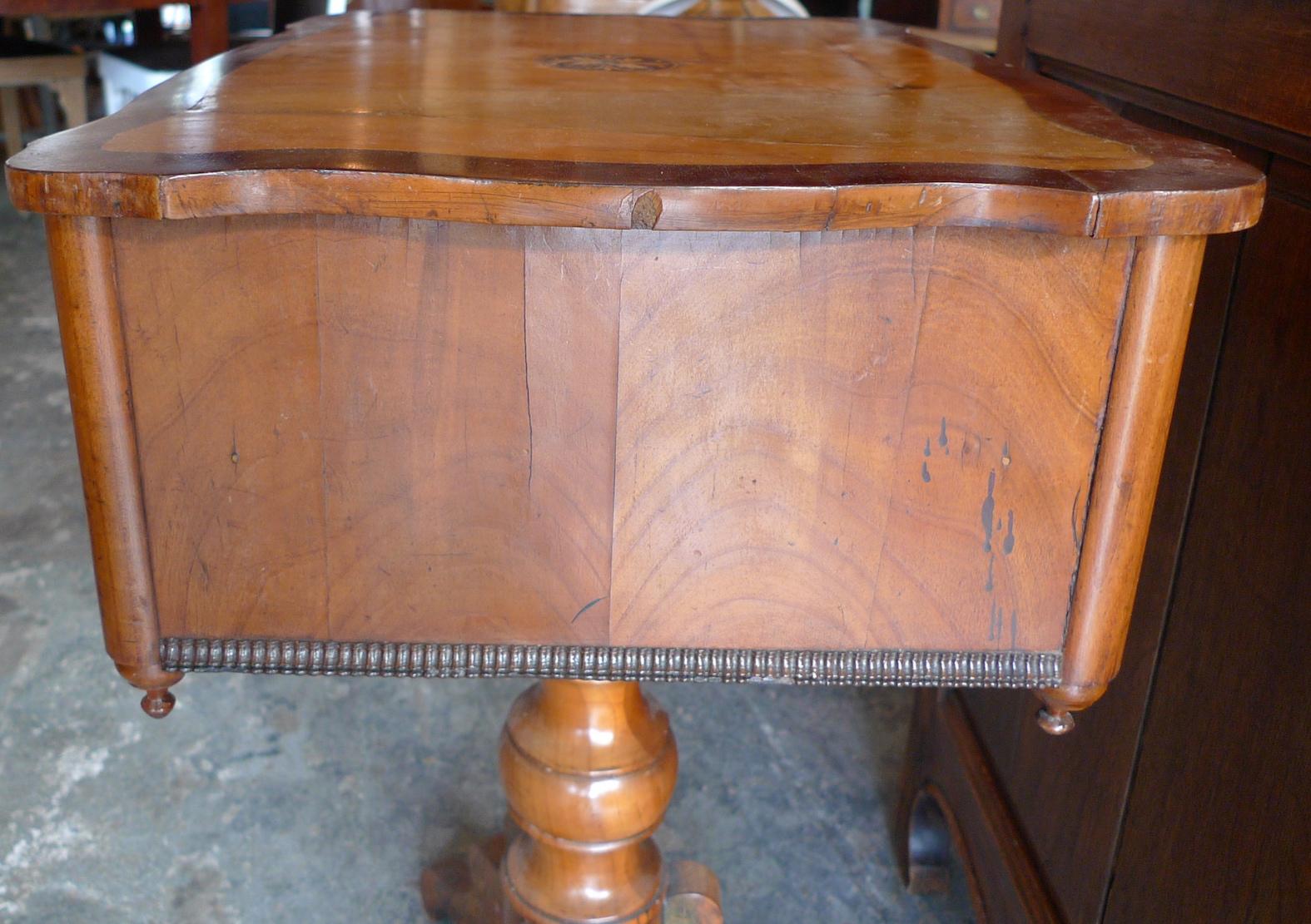 French 19th Century Walnut 2-Drawer Sewing Table with Inlay Top and 2 Drawers 6