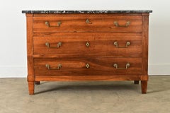 Französische Kommode aus Nussbaum und Marmor aus dem 19.