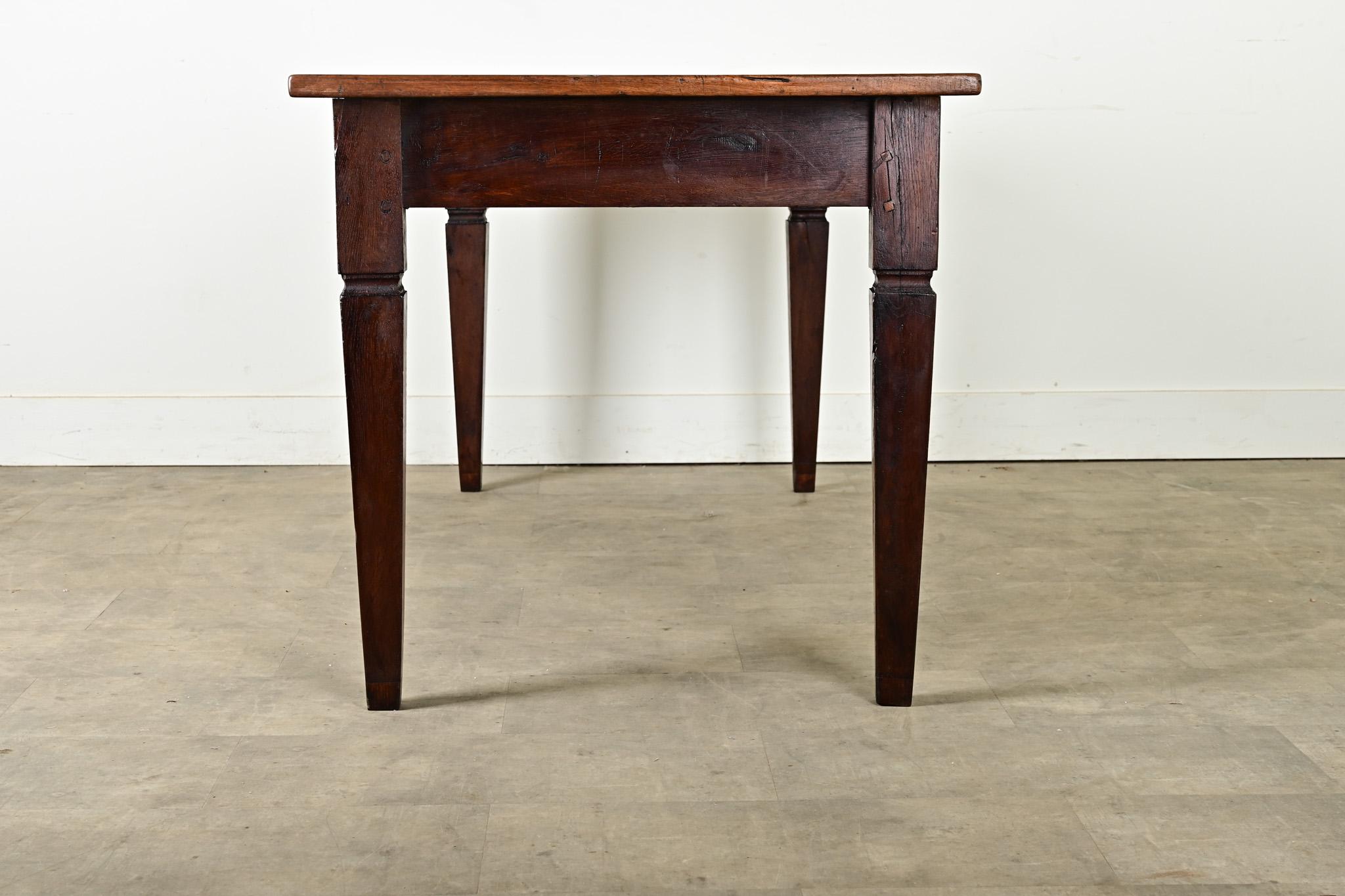 French 19th Century Walnut and Oak Dining Table 3