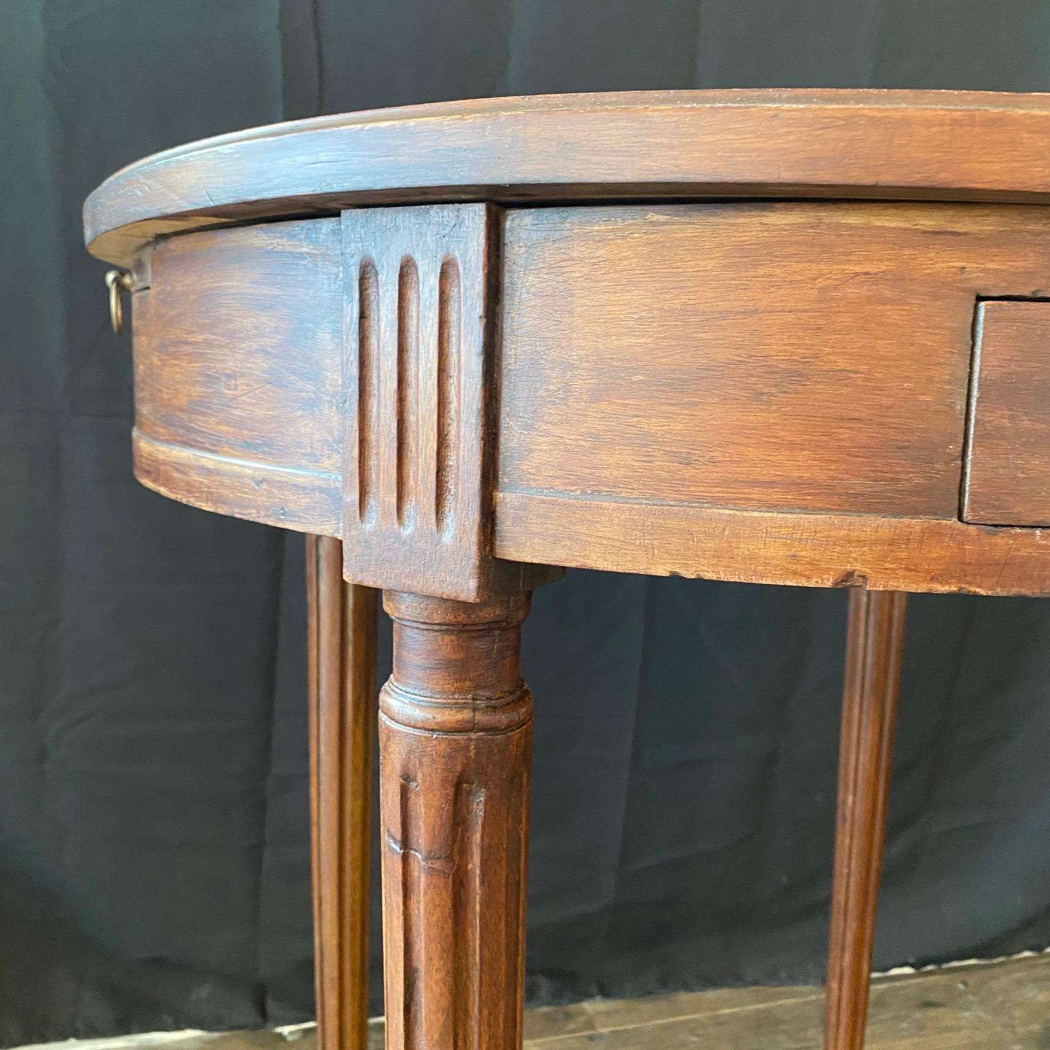 Bouillotte française du 19ème siècle  Table d'appoint avec plateau en marbre en vente 5