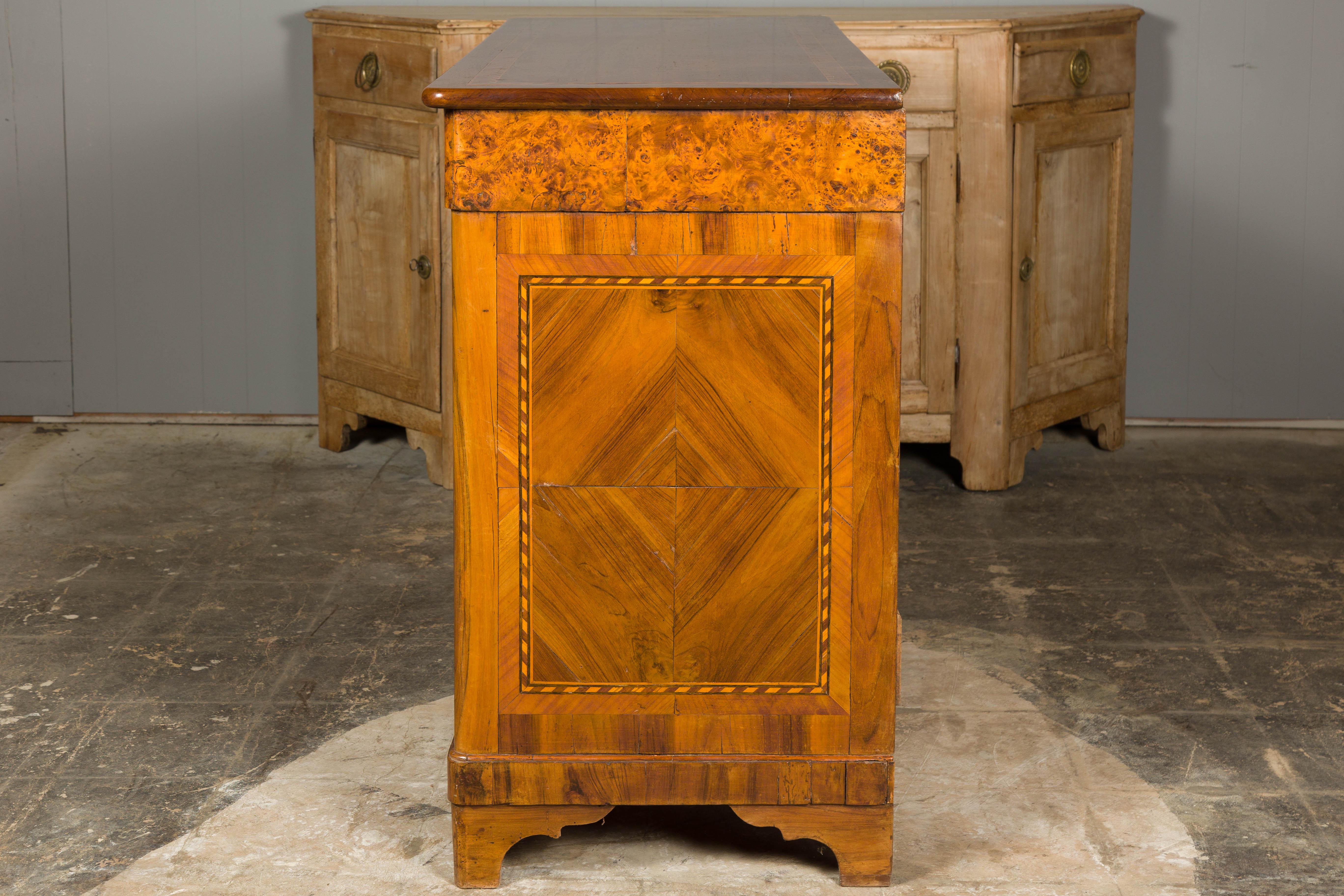 French 19th Century Walnut Buffet with Burled Drawers and Inlaid Doors For Sale 15