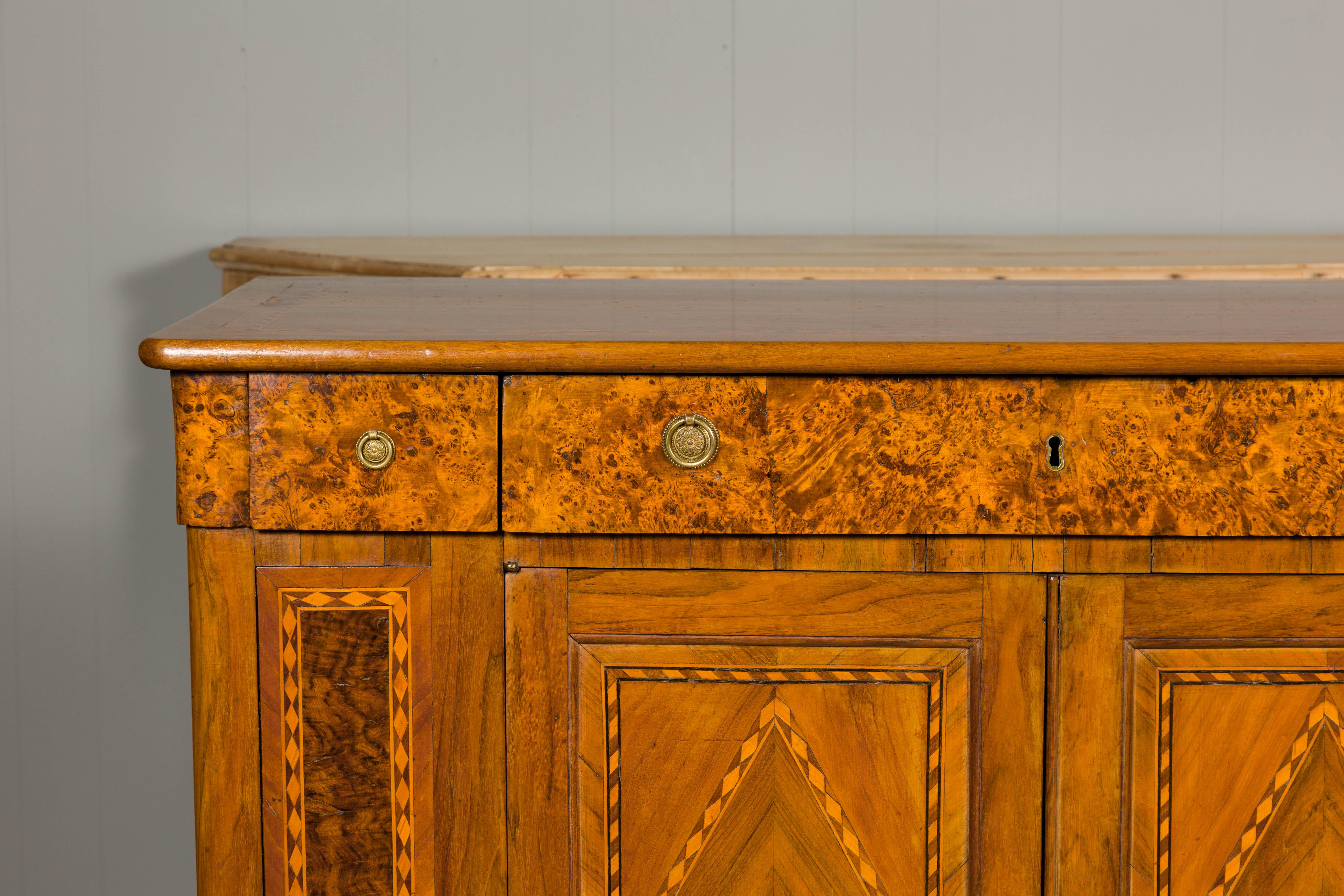Inlay French 19th Century Walnut Buffet with Burled Drawers and Inlaid Doors For Sale