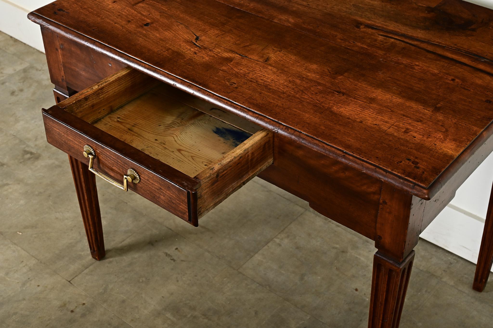 French 19th Century Walnut Desk-Side Table In Good Condition For Sale In Baton Rouge, LA