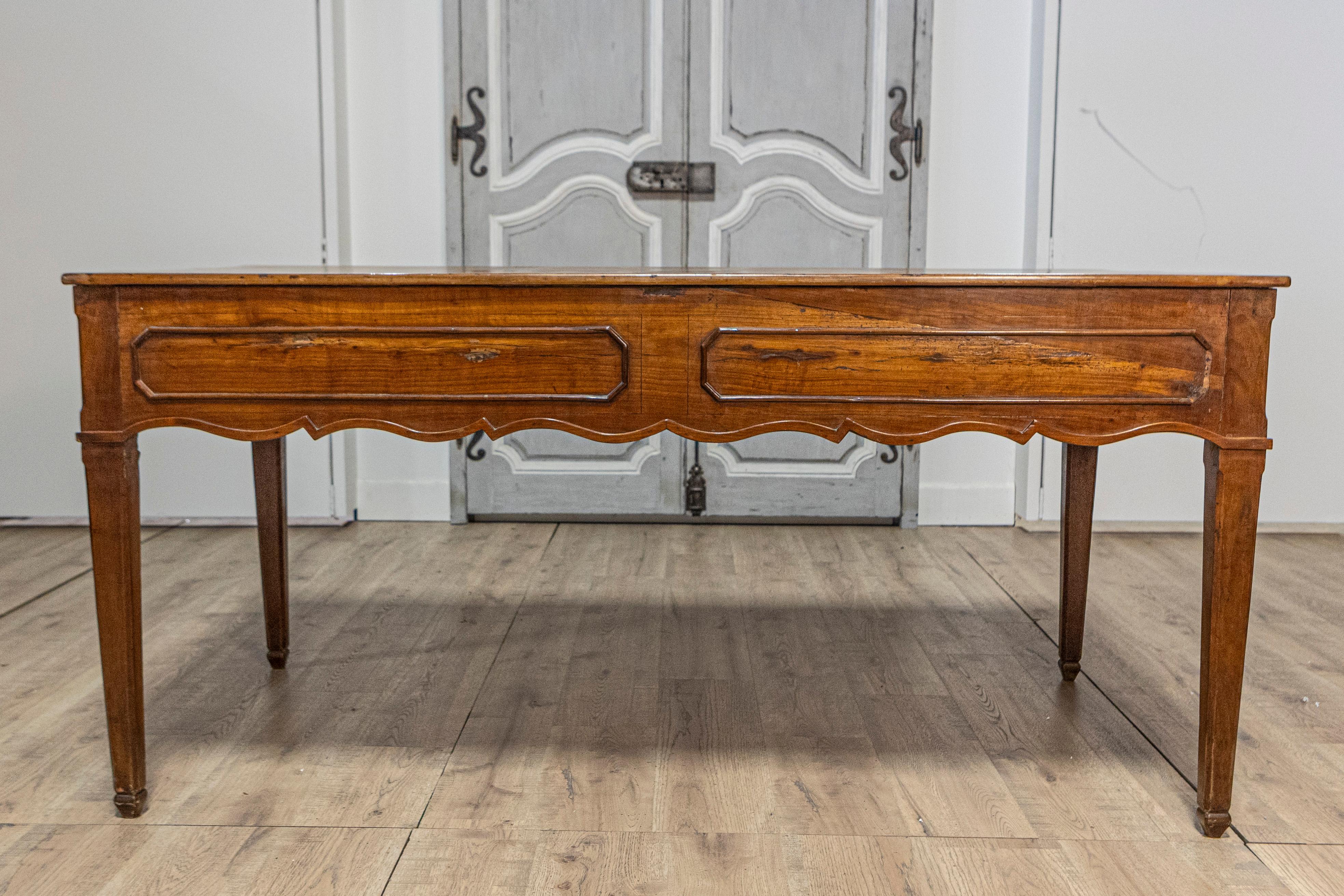 French 19th Century Walnut Desk with Carved Apron and Lateral Drawer In Good Condition For Sale In Atlanta, GA