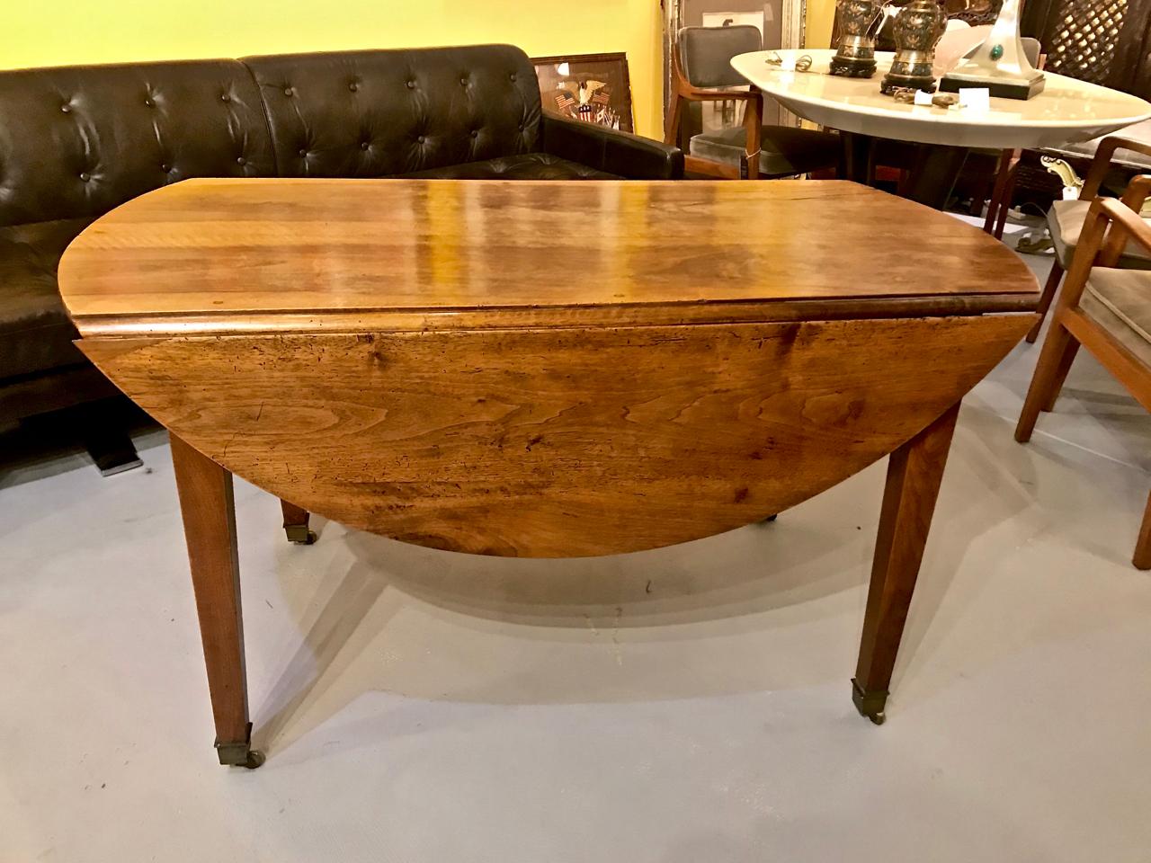 French 19th Century Walnut Dining Table 4