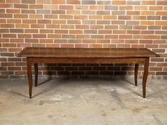 French 19th Century Walnut Dining Table with Curving Legs and Hoof Feet
