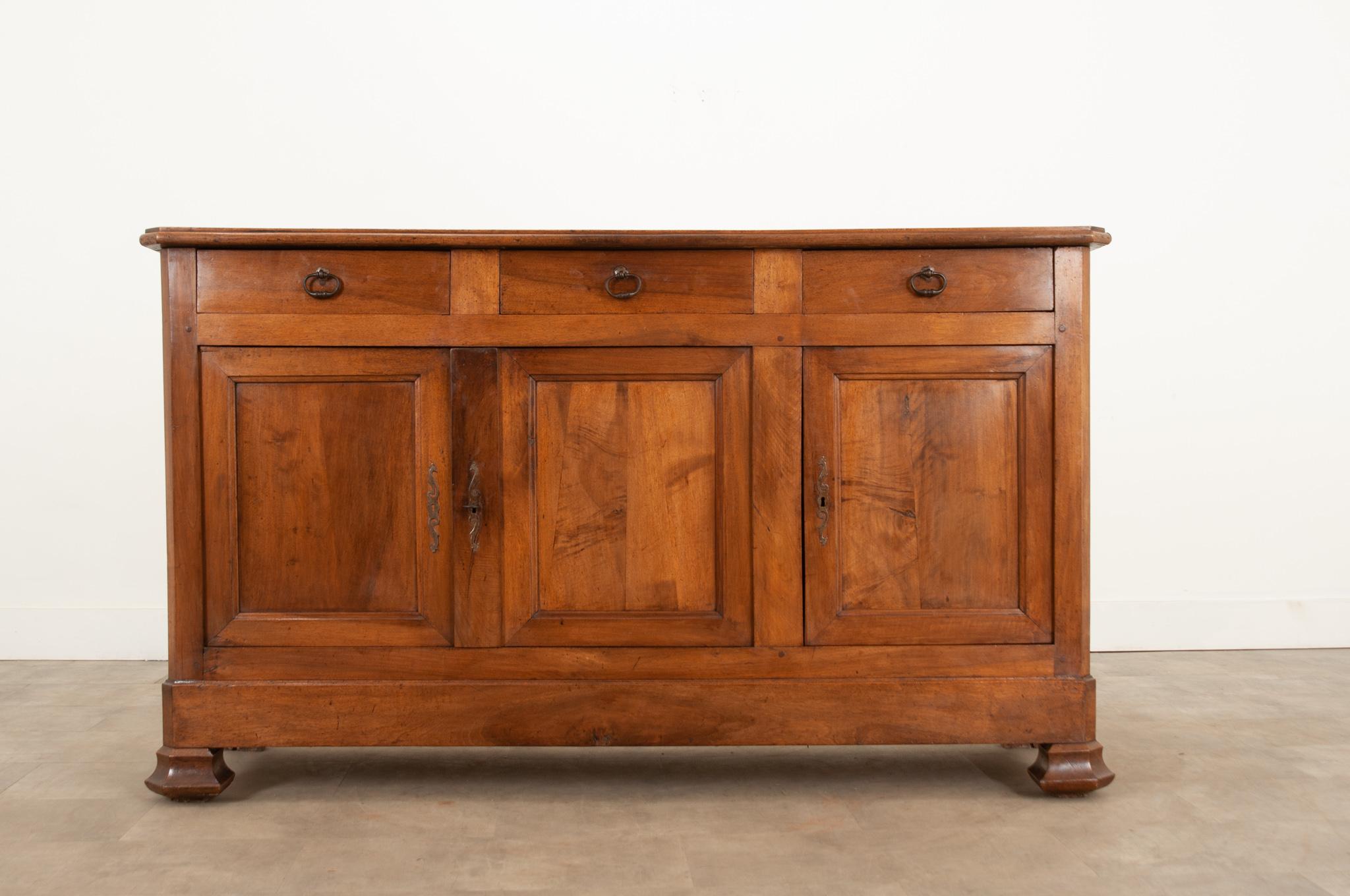 Louis Philippe French 19th Century Walnut Louis Phillipe Enfilade