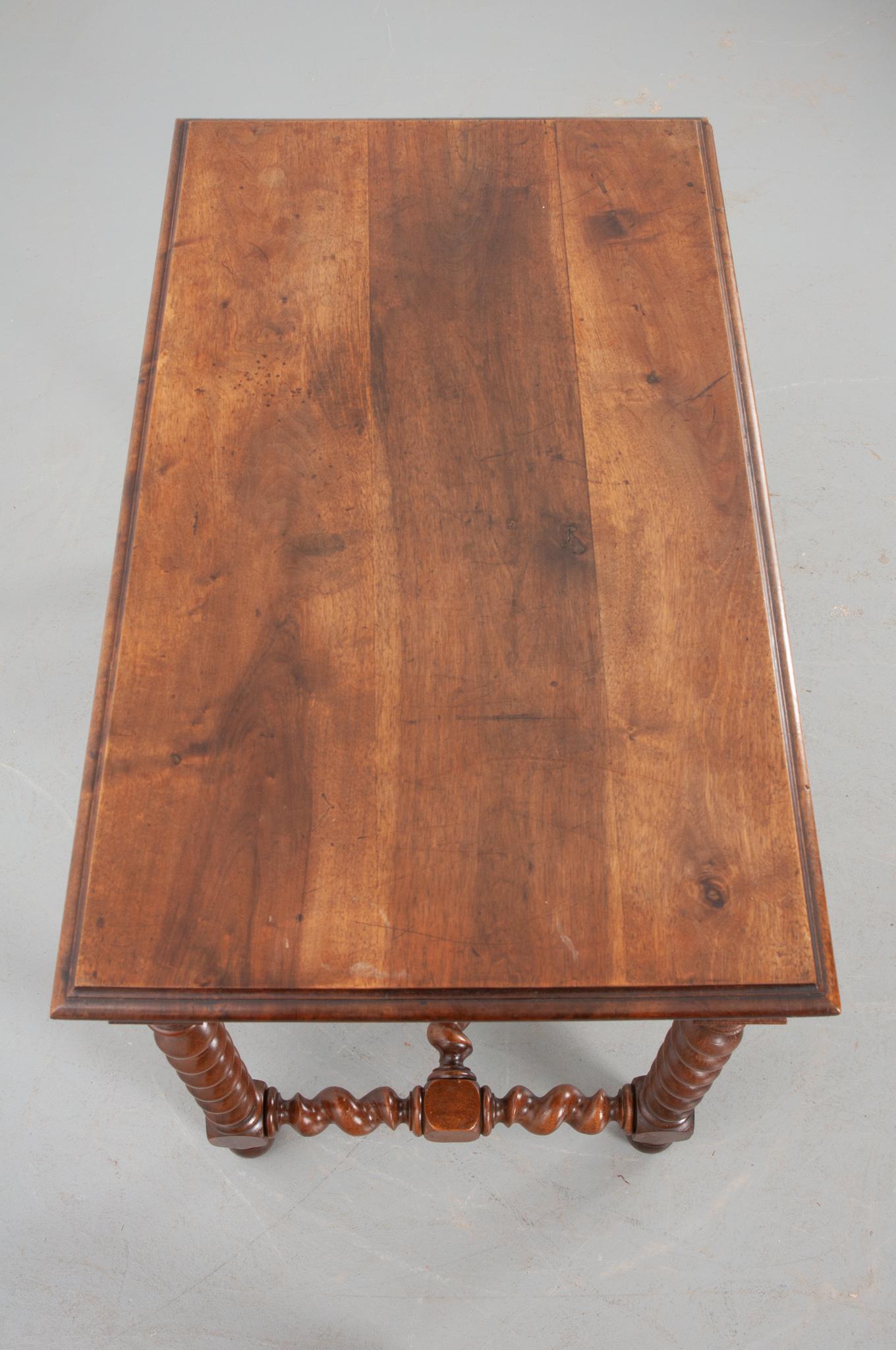 French 19th Century Walnut Louis XIII-Style Writing Table In Good Condition In Baton Rouge, LA
