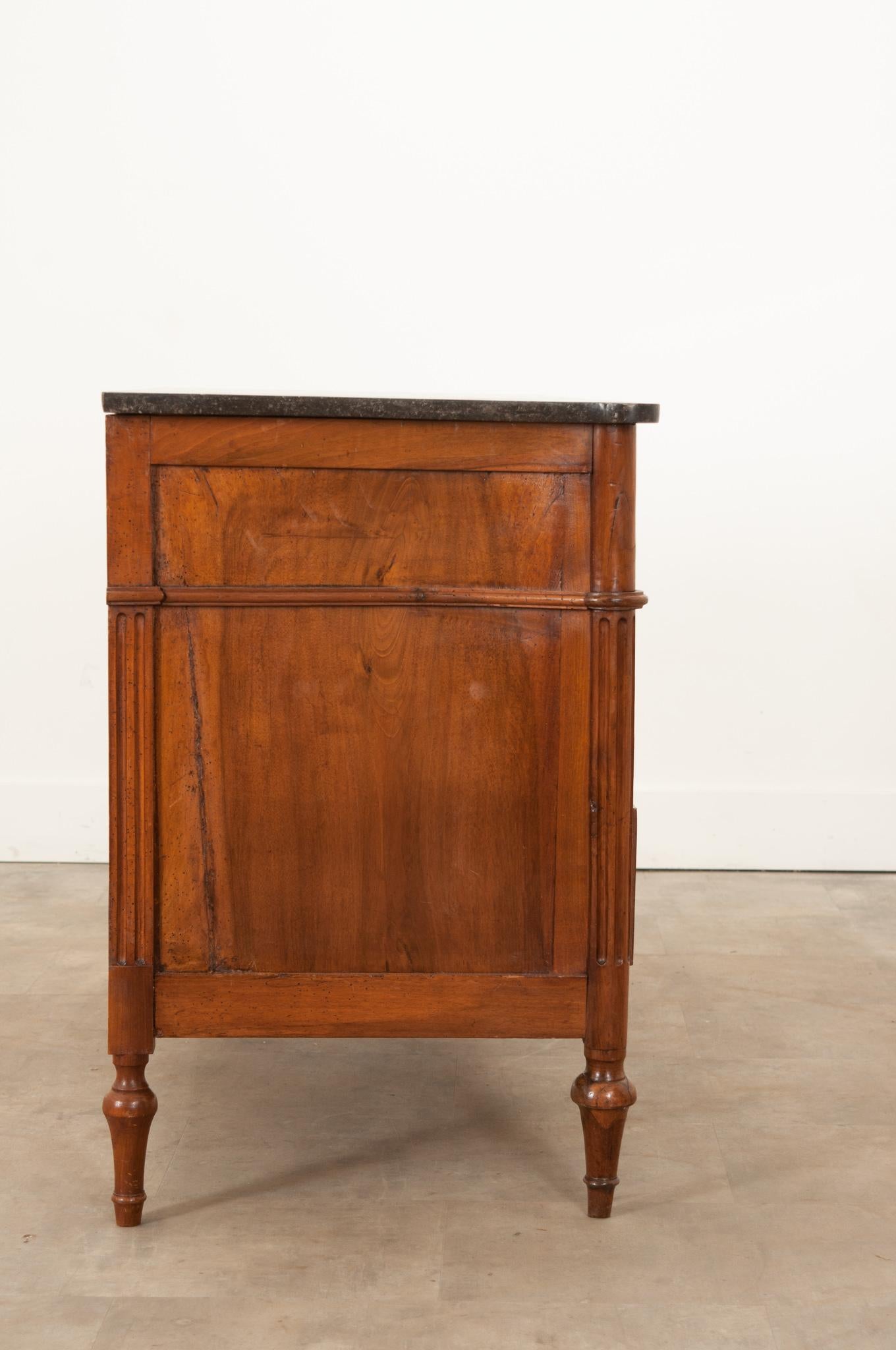 French 19th Century Walnut Louis XVI Style Commode For Sale 6