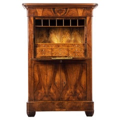 French 19th Century Walnut Secrétaire à Abattant