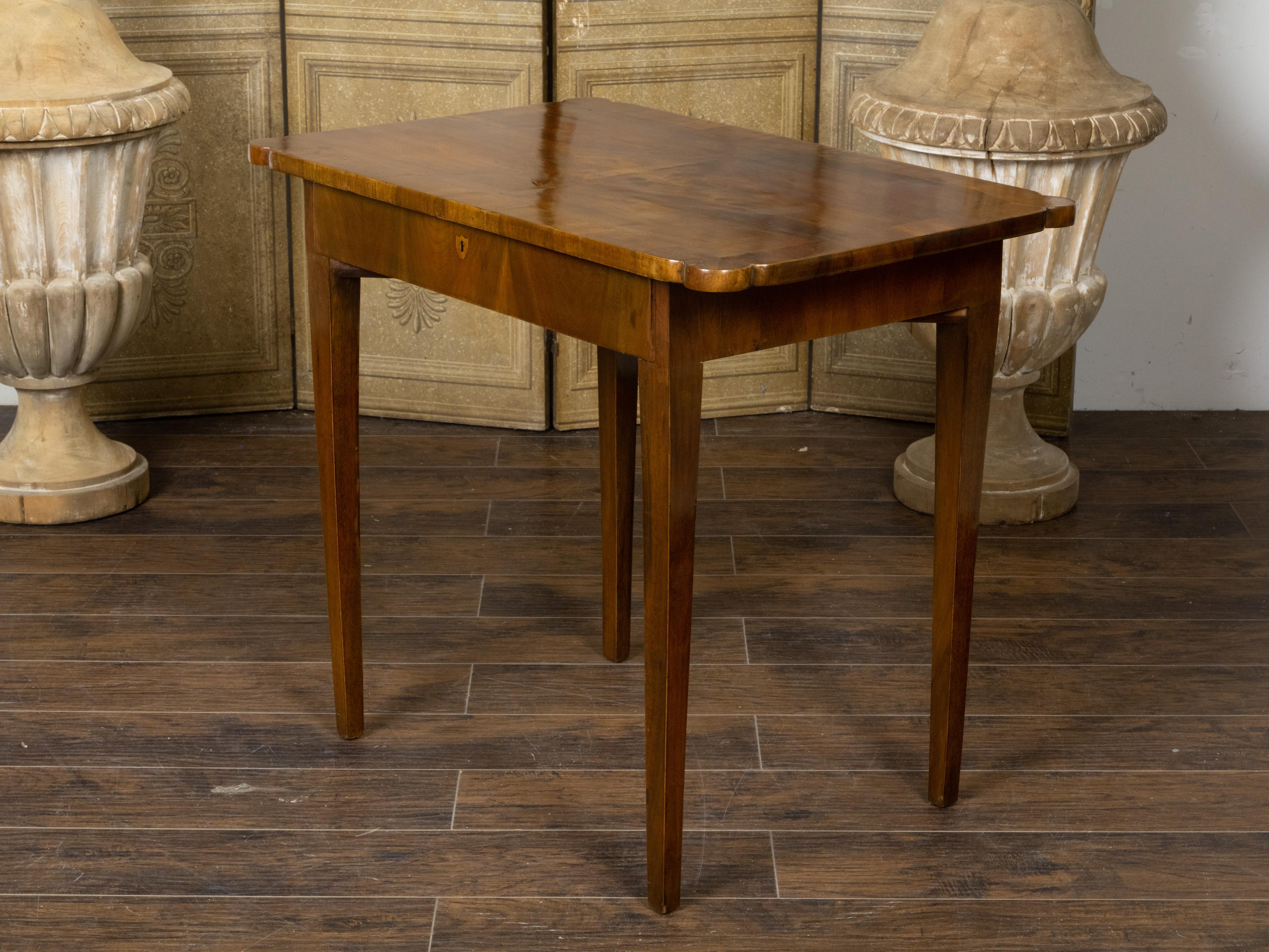 French 19th Century Walnut Side Table with Quarter Veneer and Single Drawer In Good Condition For Sale In Atlanta, GA