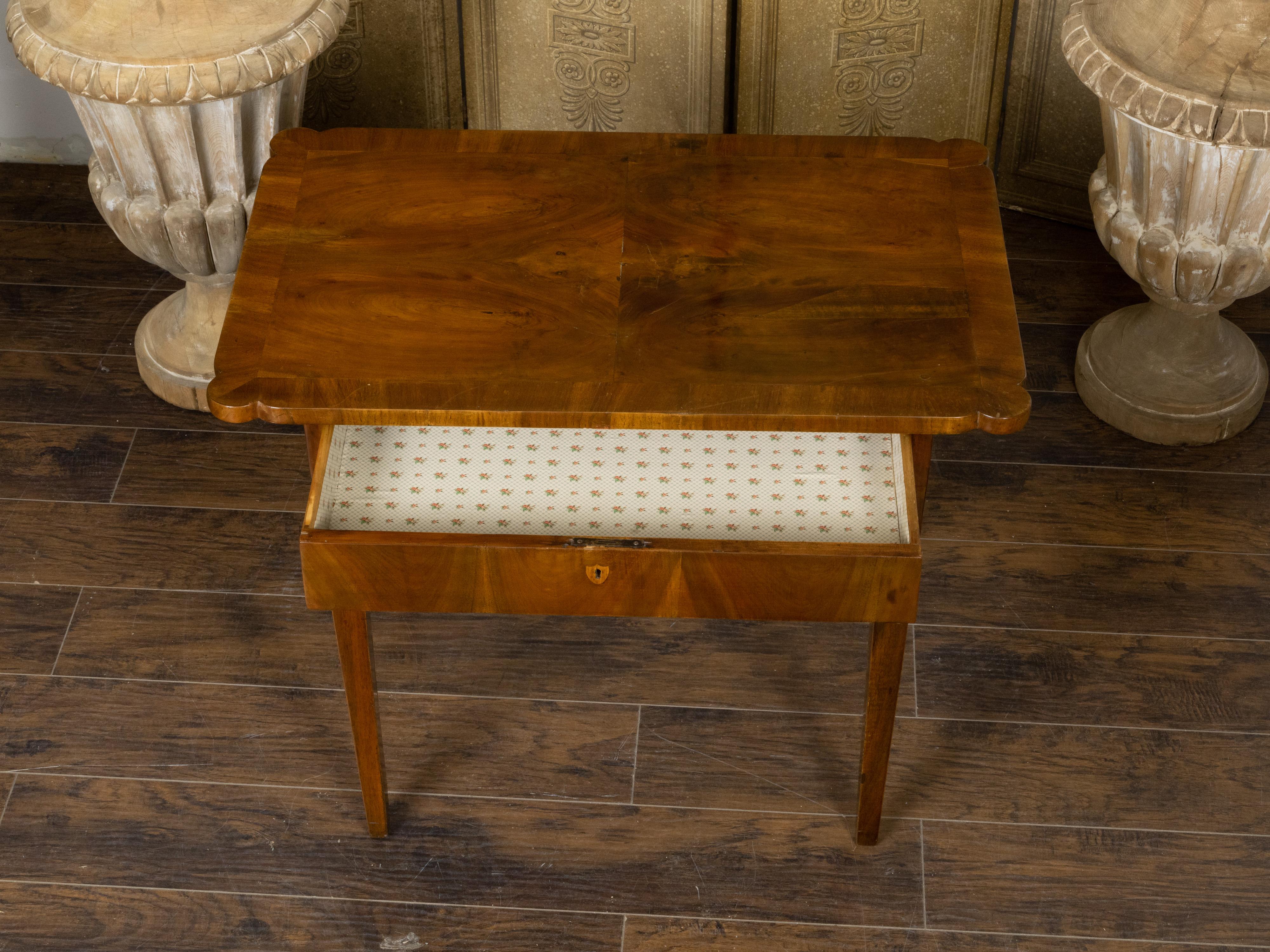 French 19th Century Walnut Side Table with Quarter Veneer and Single Drawer For Sale 5